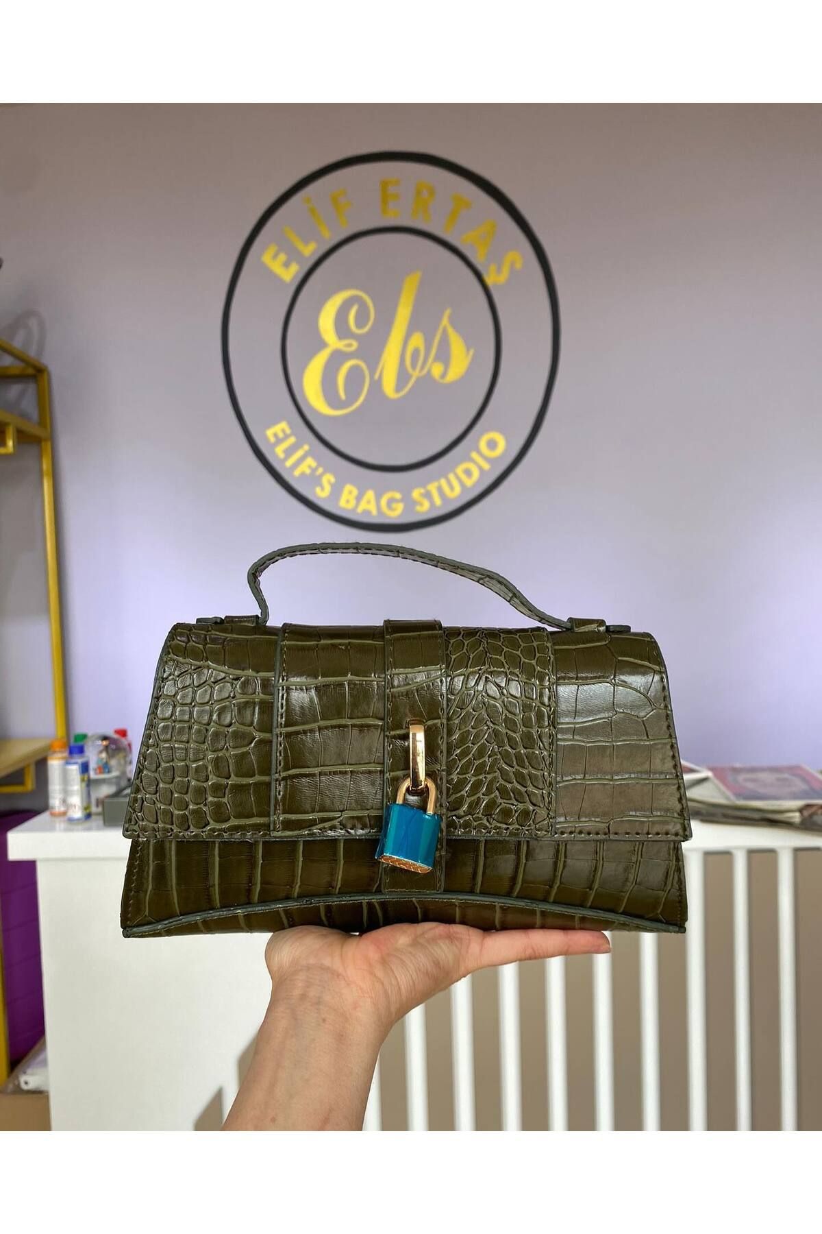 Croc-Lock Bag 1