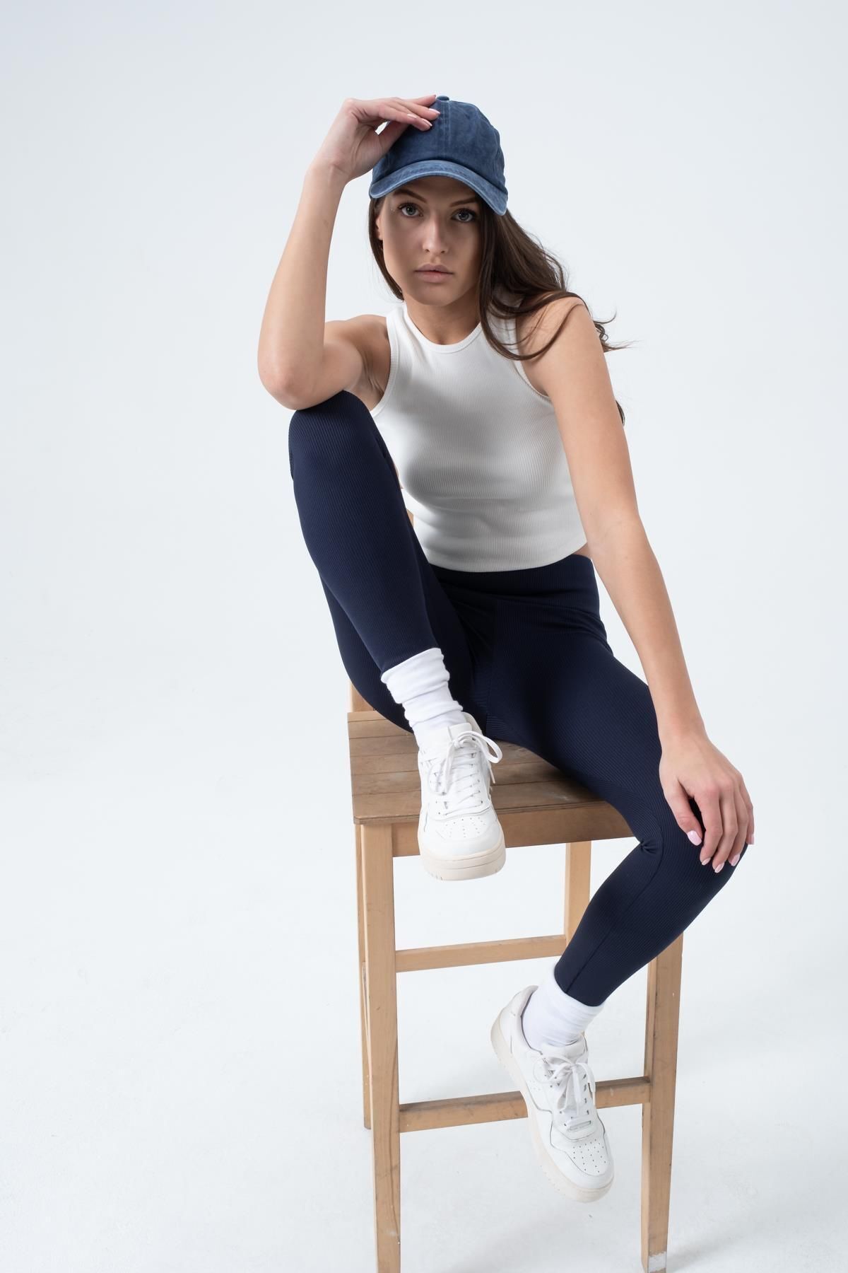 Domoda-Marineblaue Fleece-Innenseite, elastisch, erhöht, gerippt, geraffte Interlock-Winterstrick-Leggings @verona 6