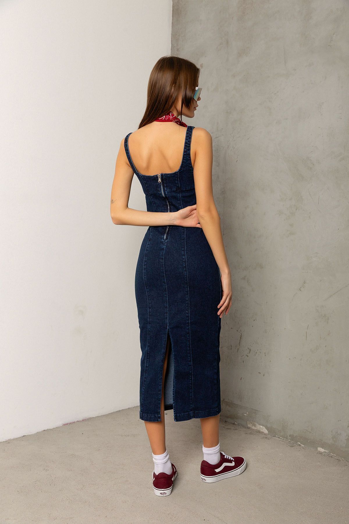 Maule-Jean Denim Maxi – modré, dámské šaty na široká ramínka se zadním zipem a rozparkem @berlin 5