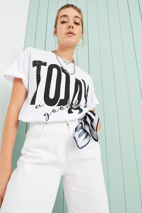 Kadın Beyaz Today Baskılı Oversize Tshirt TRZ102