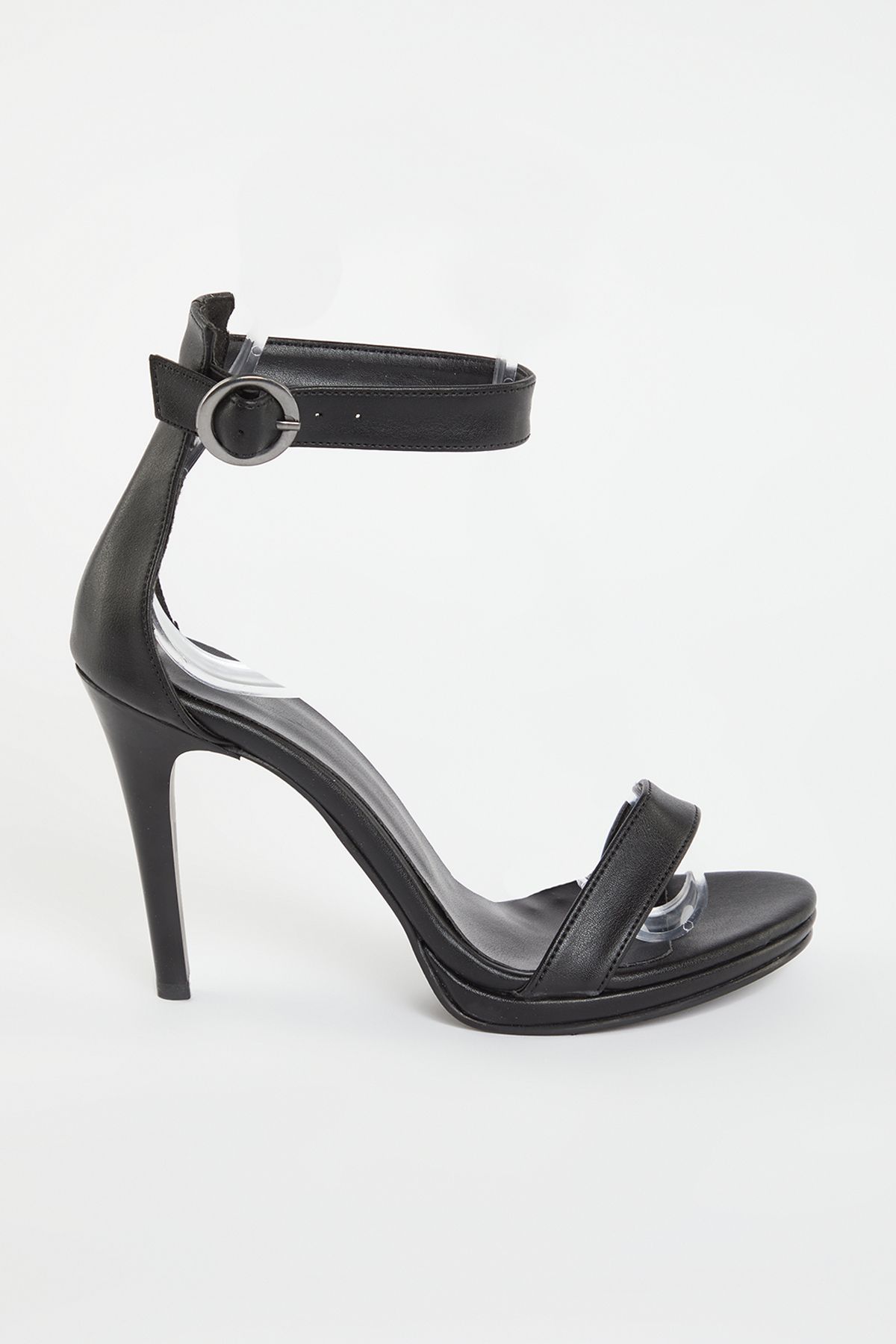 Forever 21 black heels top