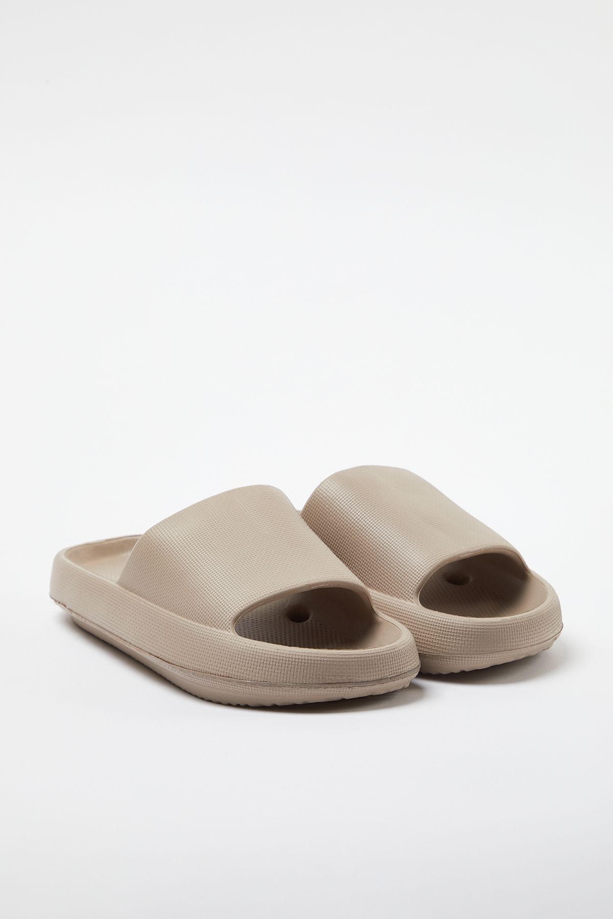 TRENDYOL SHOES-Γυναικείες παντόφλες πισίνας Mink Flatform TAKSS24TE00013 2