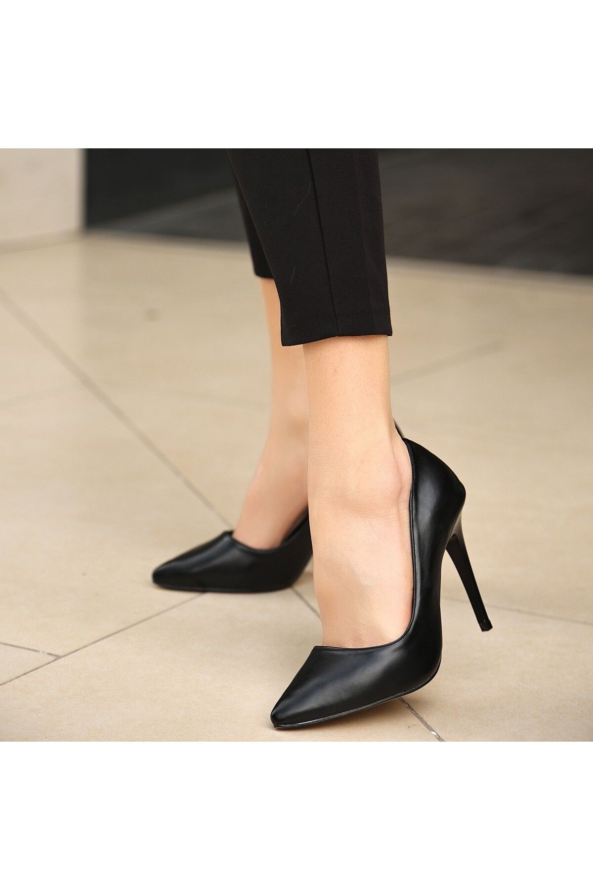 Black heels cheap online