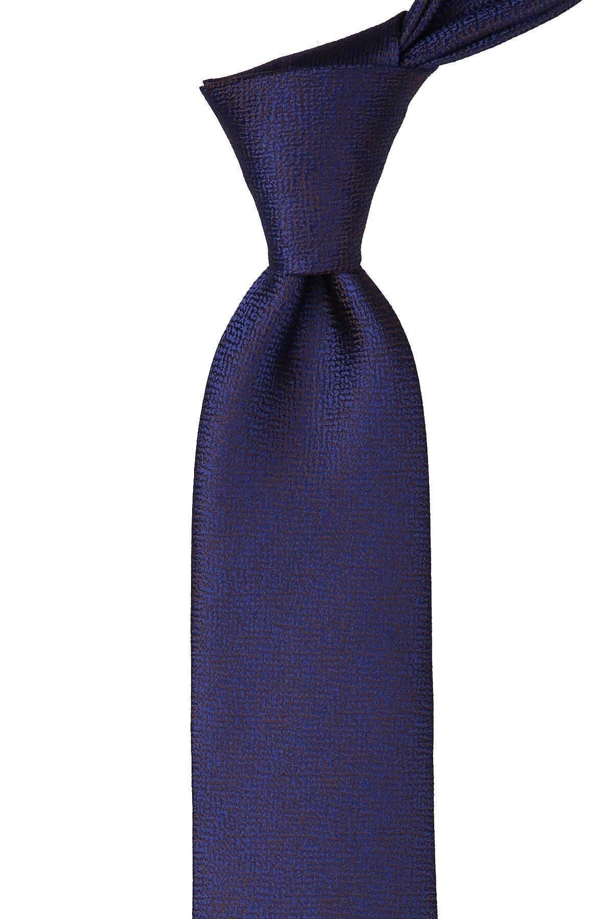  کراوات کلاسیک مردانه طرح شنی سرمه‌ای قهوه‌ای با دستمال جیبی KK10238