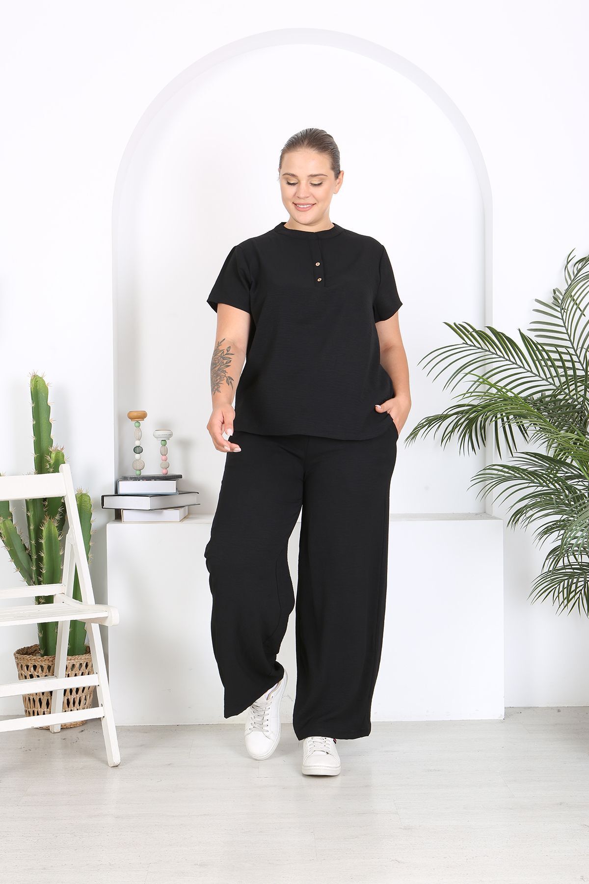 XL Modam-Σετ γιακά Judge's και υφασμάτινο Aerobin Plus Size 2