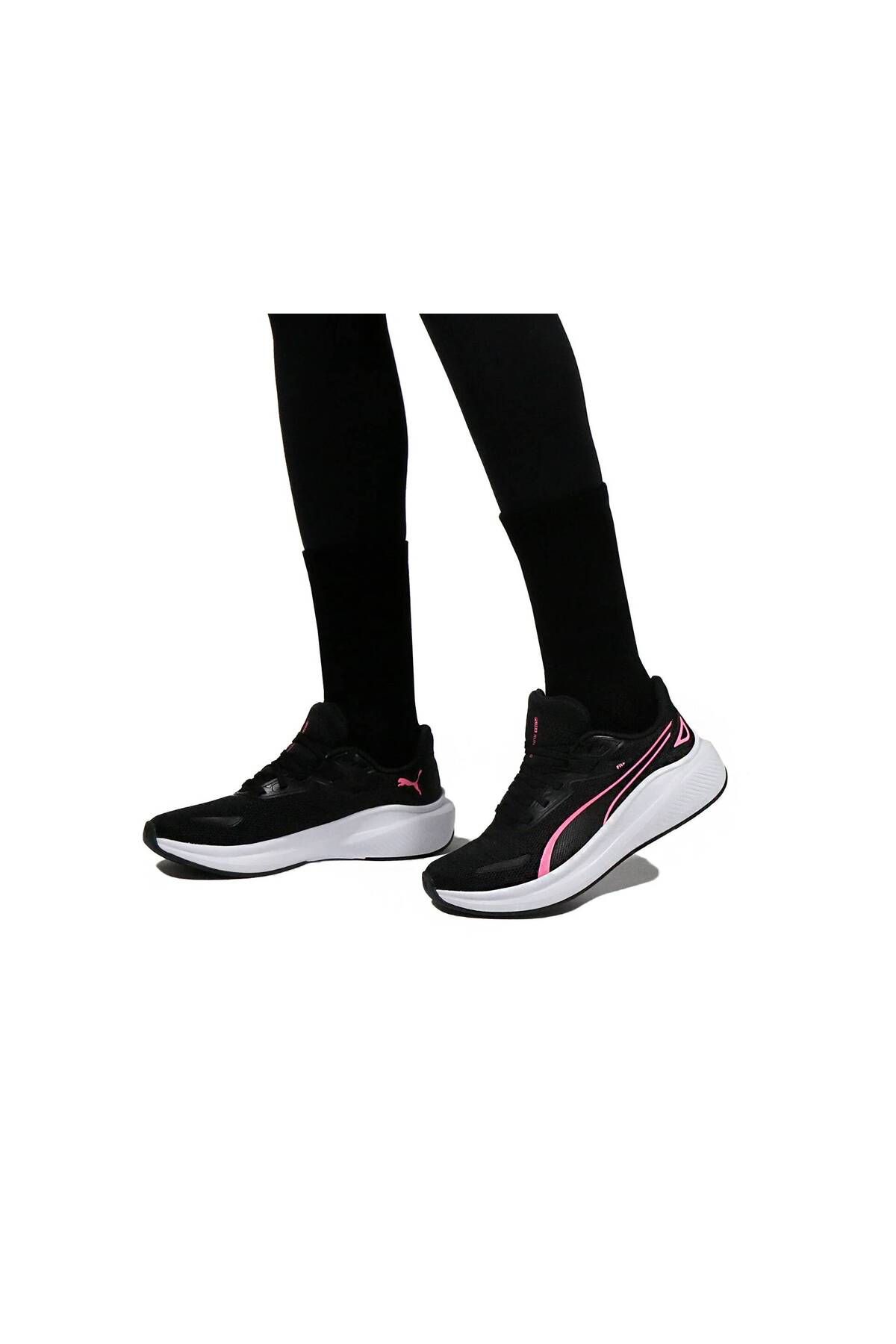 کفش پیاده روی مردانه و زنانه 379437 09 PUMA SKYROKET LITE یونیسکس SPORT مشکی FAST PINK سفید Puma
