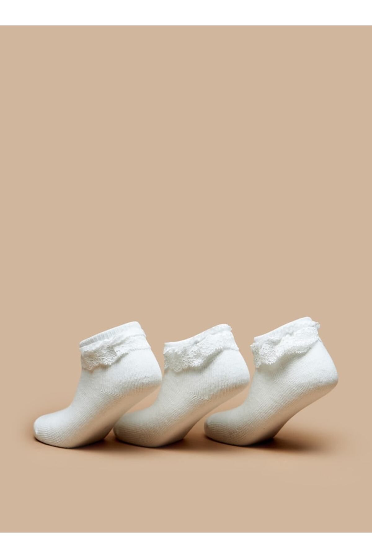 Barefeet-Solid Ankle Length Socks with Frill Detail - Set of 3 3