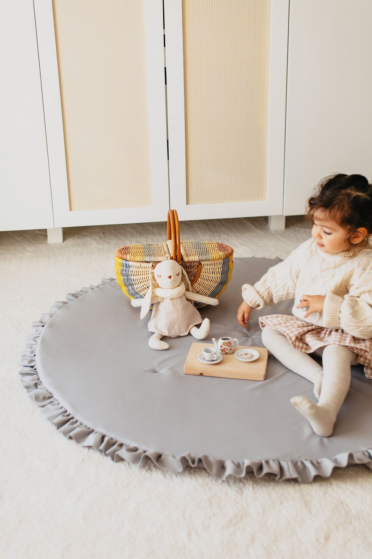 Dear Deer Love Oyun Halısı, Yuvarlak Oyun Matı, Fırfırlı Oyun Minderi, Gri fotoğrafı 2 (önizleme)