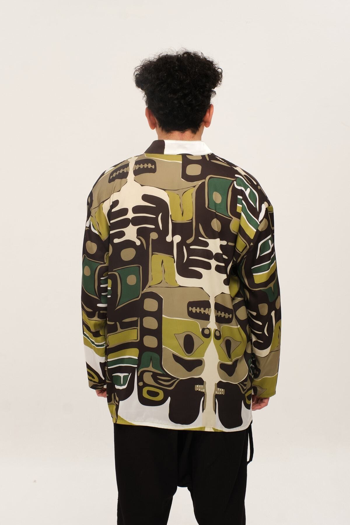 Eda Taşpınar-Chaos Men's Green Patterned Single Button Oversize Shirt 4