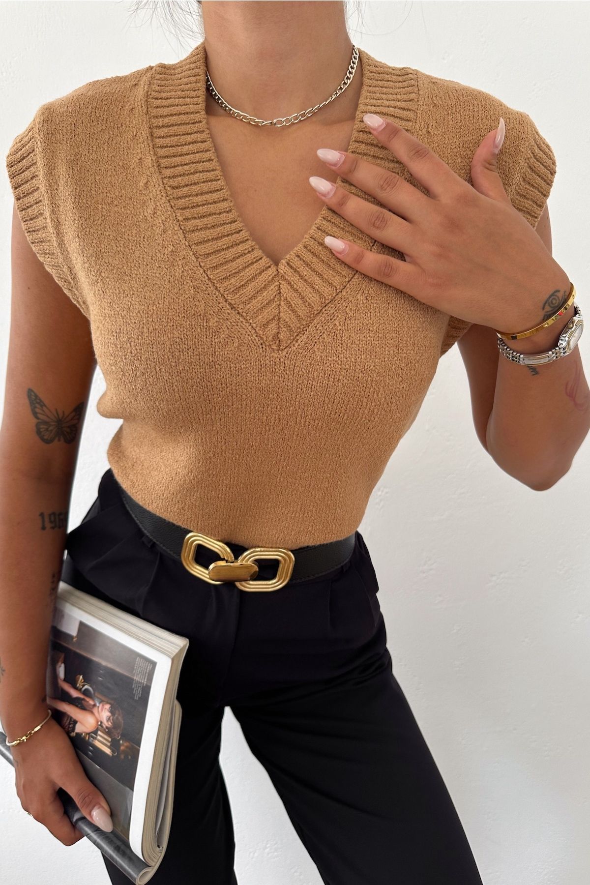 FEMELLE-Camel Colored Women's V-Neck Sweater 5