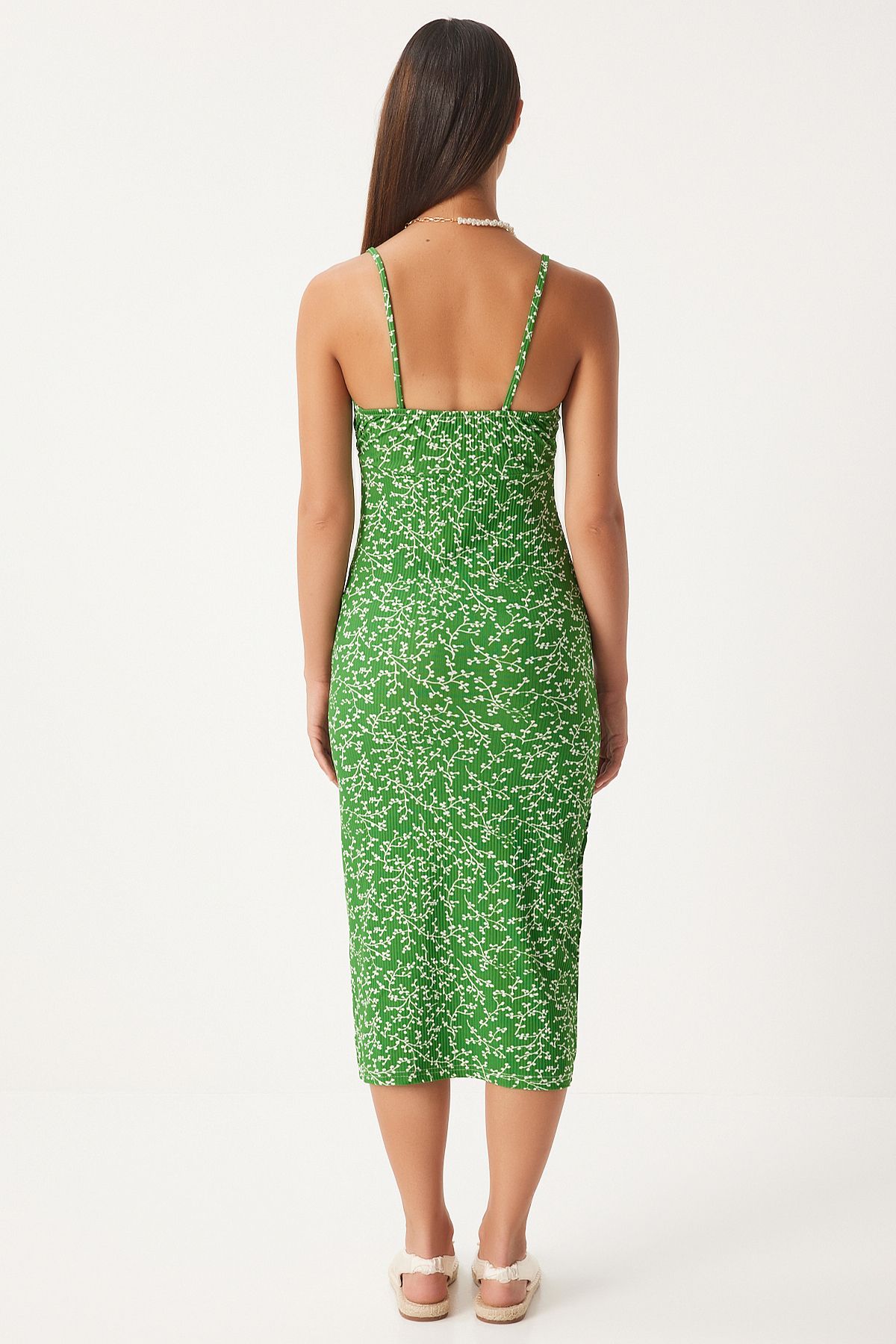 Happiness İstanbul-Grün-weißes Sommerkleid aus Strick mit Blumenmuster und Schlitz - CI00029 5