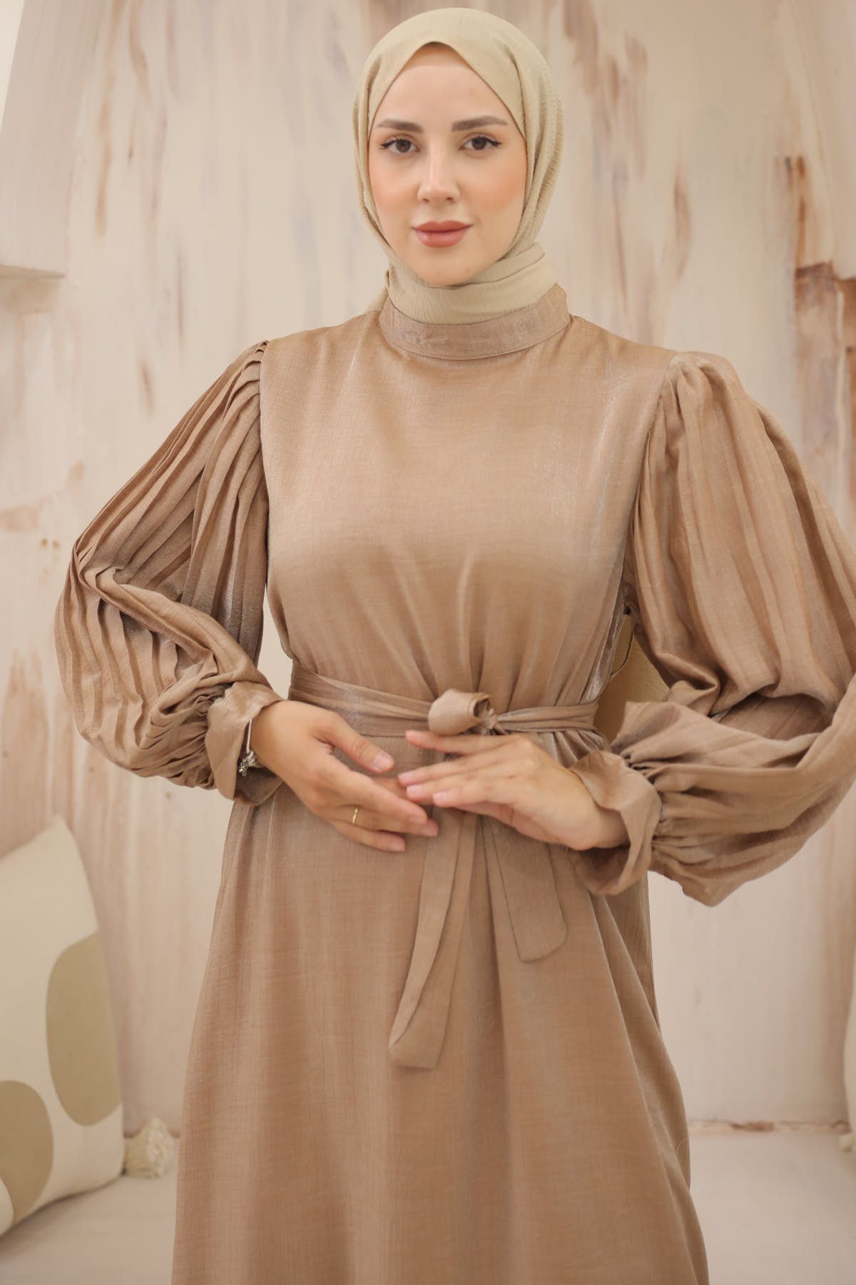 benguen-3986 Model - Camel Hijab φόρεμα, πλισέ μανίκια 2
