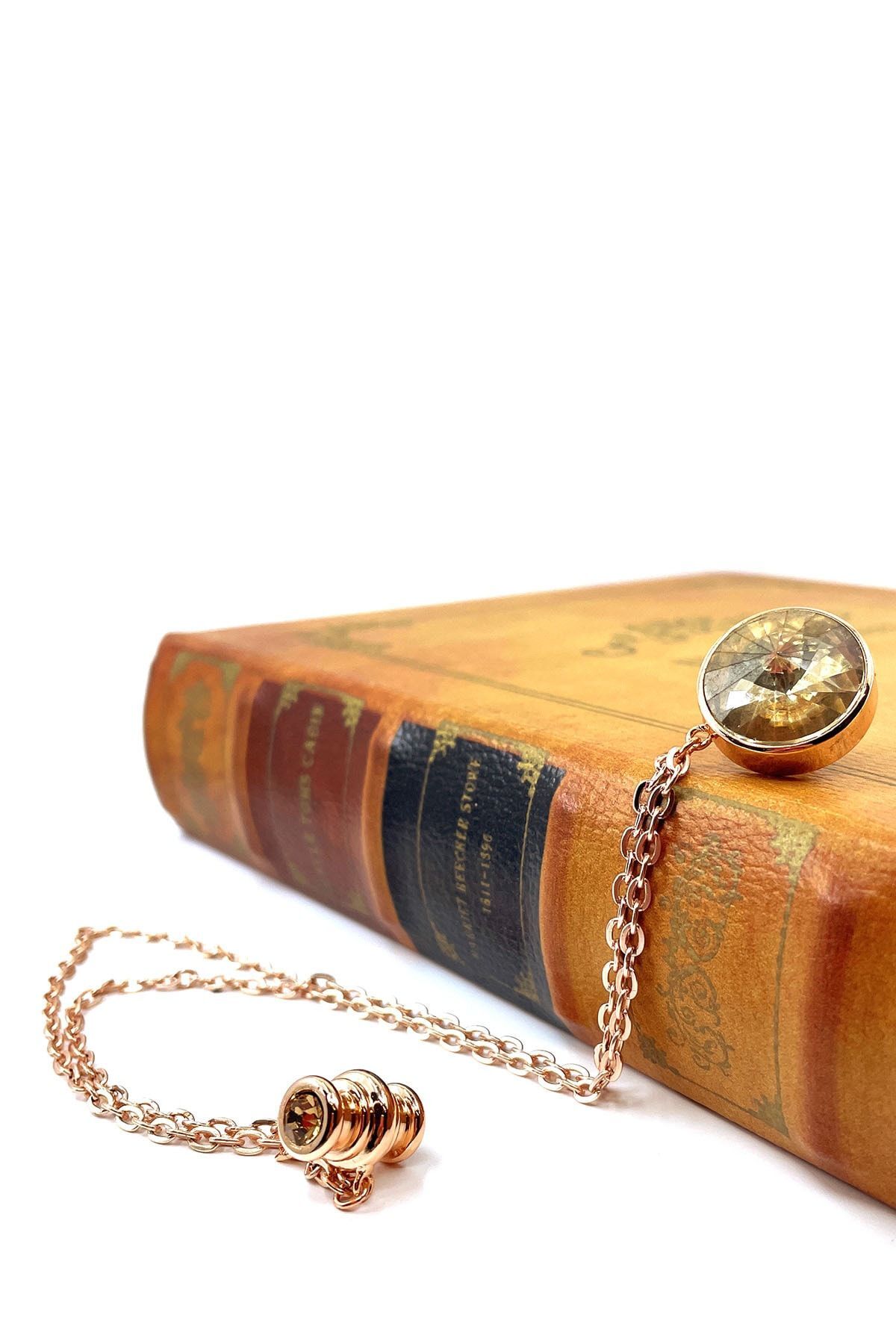  سنجاق سینه زنجیری سنگی کریستالی بژ YI203