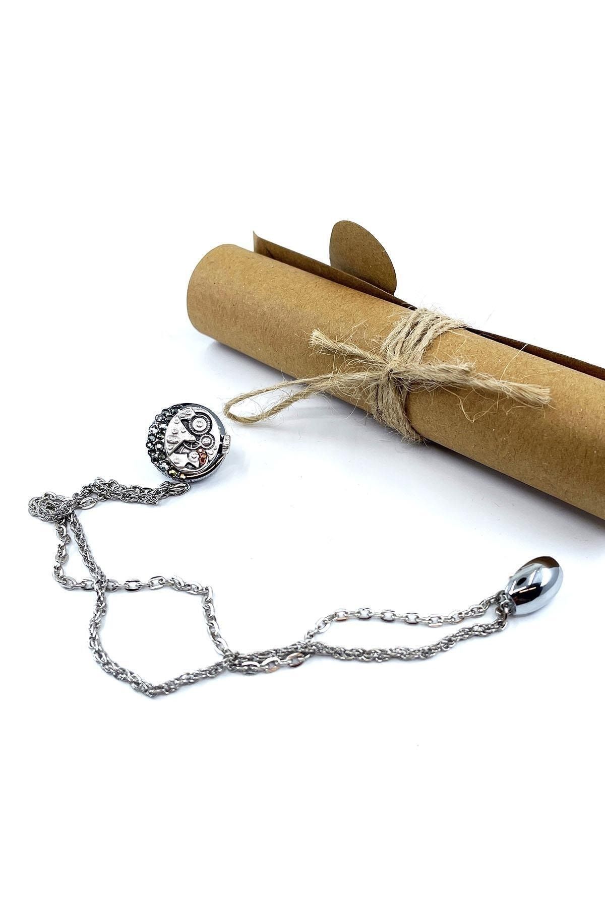  سنجاق یقه طرح موتور ساعت نقره‌ای رنگ YI402