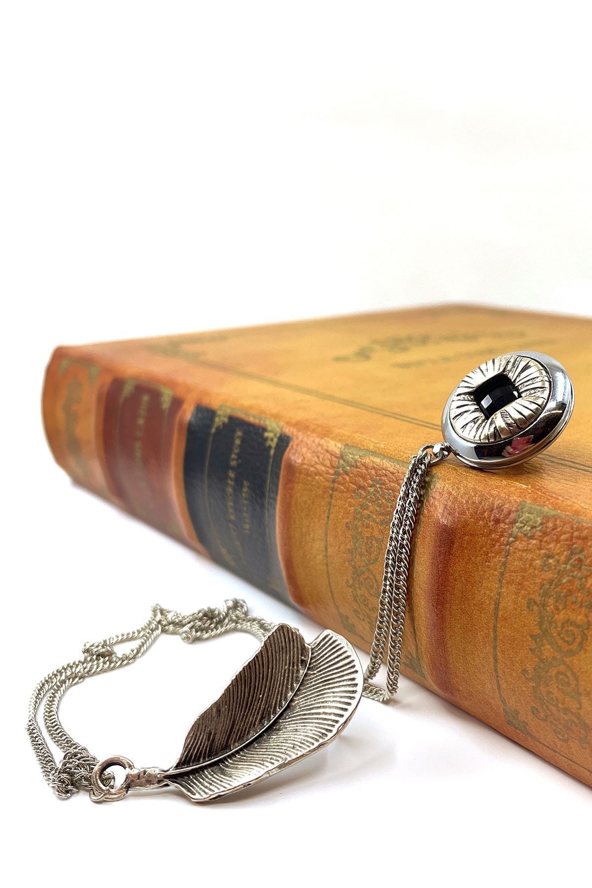  سنجاق سینه زنجیری سنگی کریستالی مشکی YI234