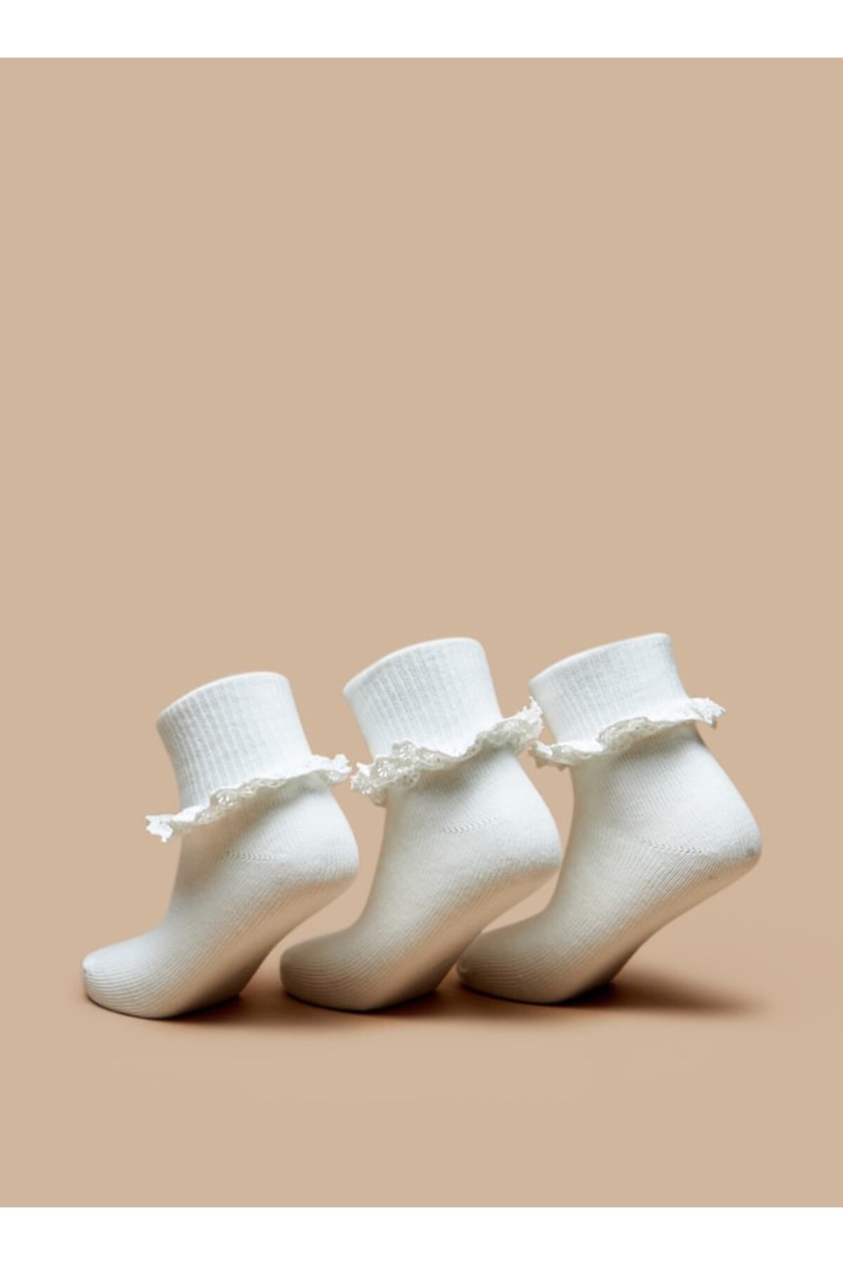 Barefeet-Solid Ankle Length Socks with Frill Detail - Set of 3 3