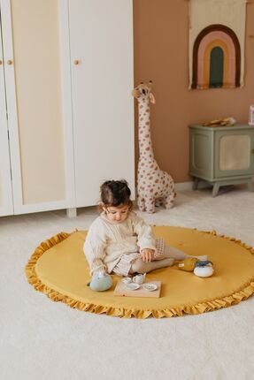 Dear Deer Love Oyun Halısı, Yuvarlak Oyun Matı, Fırfırlı Oyun Minderi, Hardal