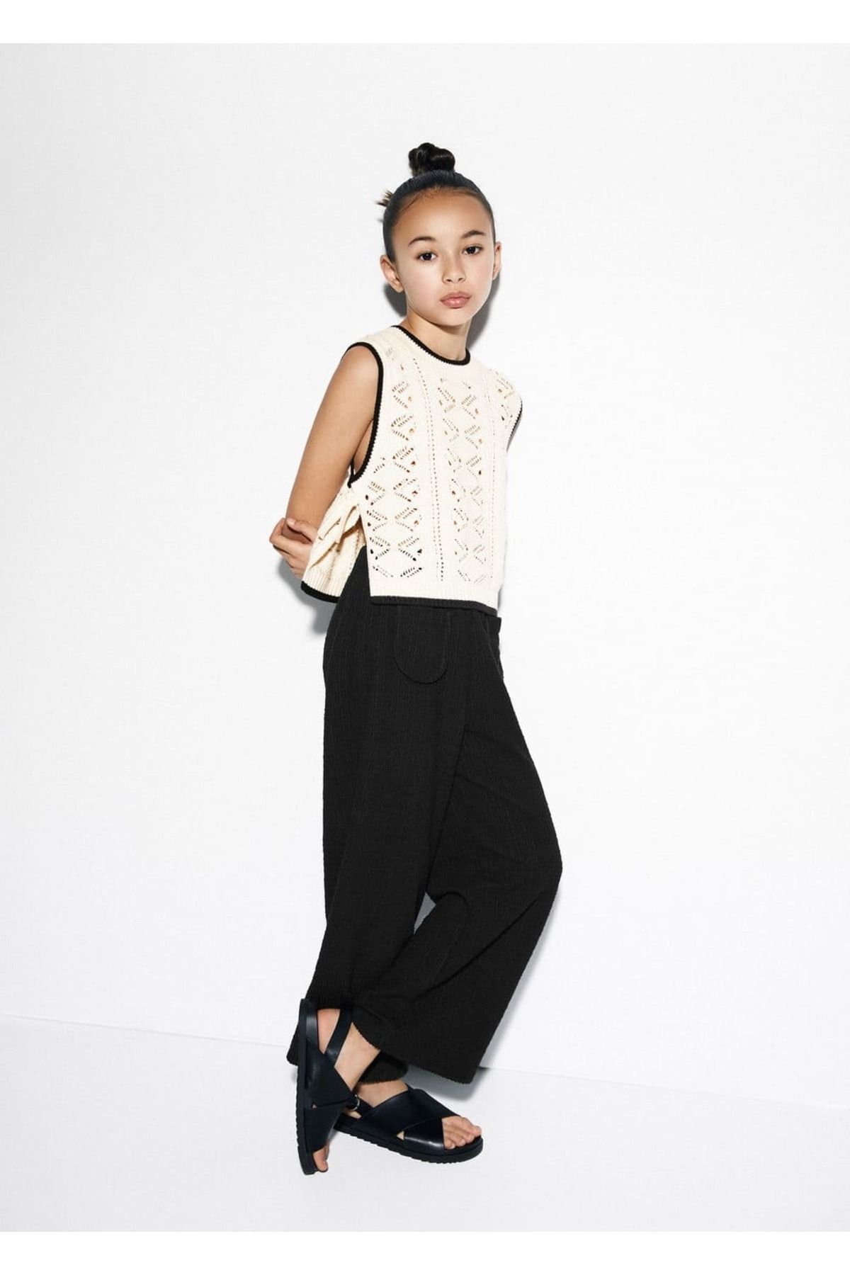 complete the look image