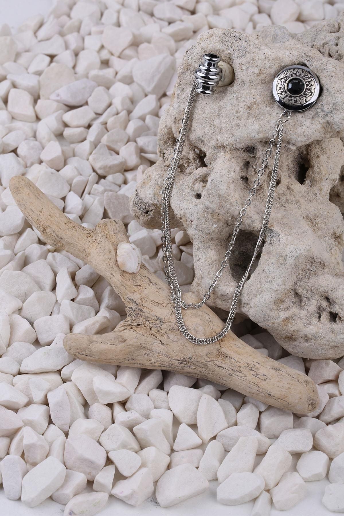  سنجاق سینه زنجیری با سنگ هماتیت دودی YI198