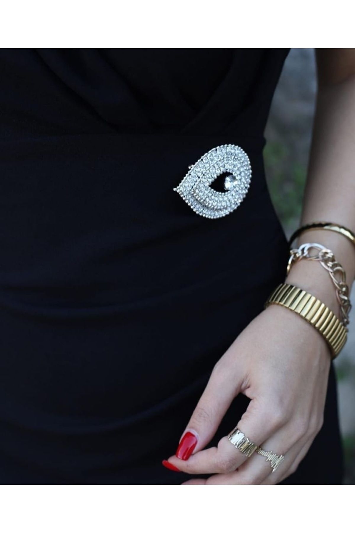 Genel Markalar  Kadın vatkalı broş detaylı abiye elbise - Görsel 3