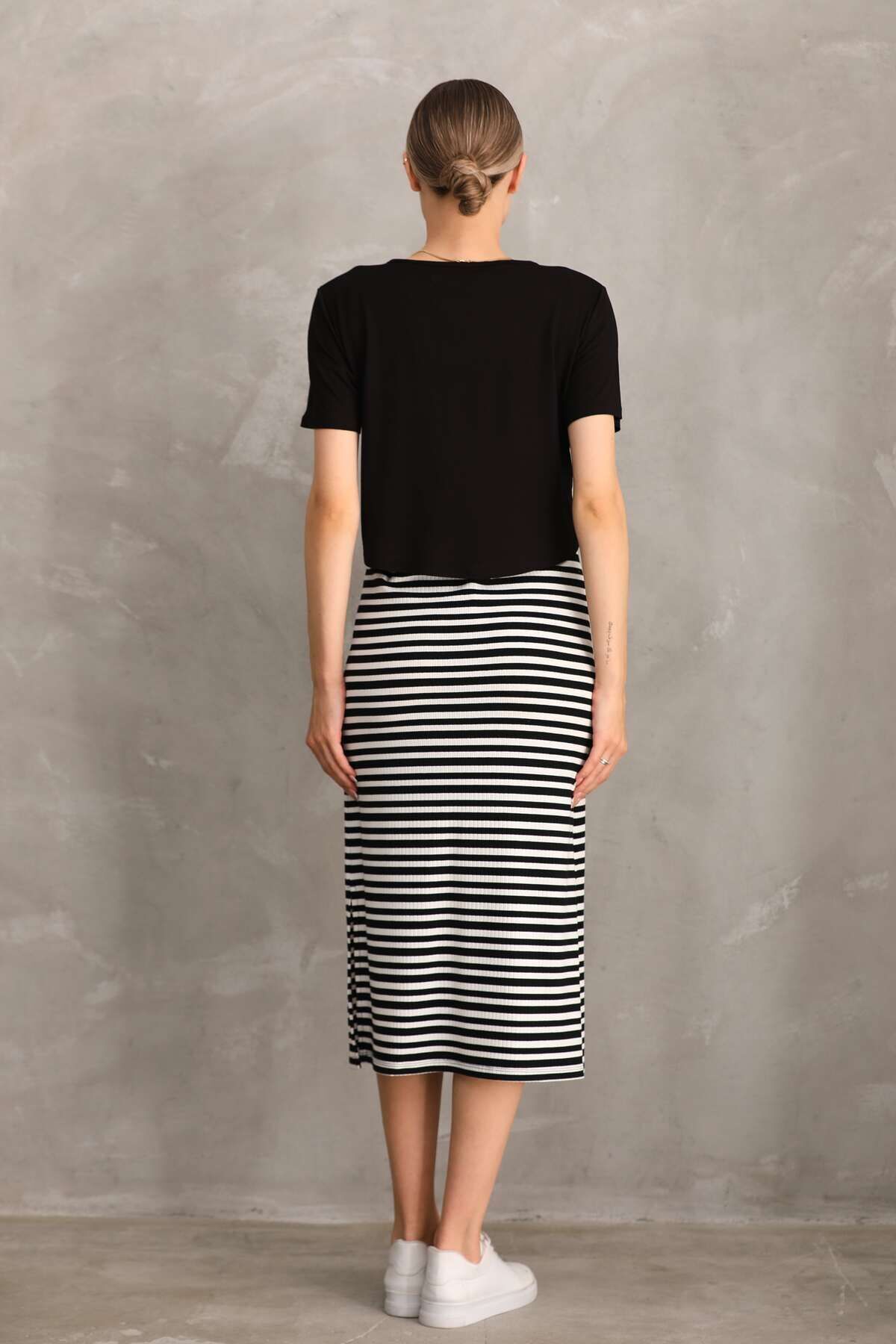 Miss Dünya Lissa  Kısa Kol Çizgilli Fitilli Kaşkorse Hamile ve Lohusa Tişört Elbise Takımı - Görsel 5