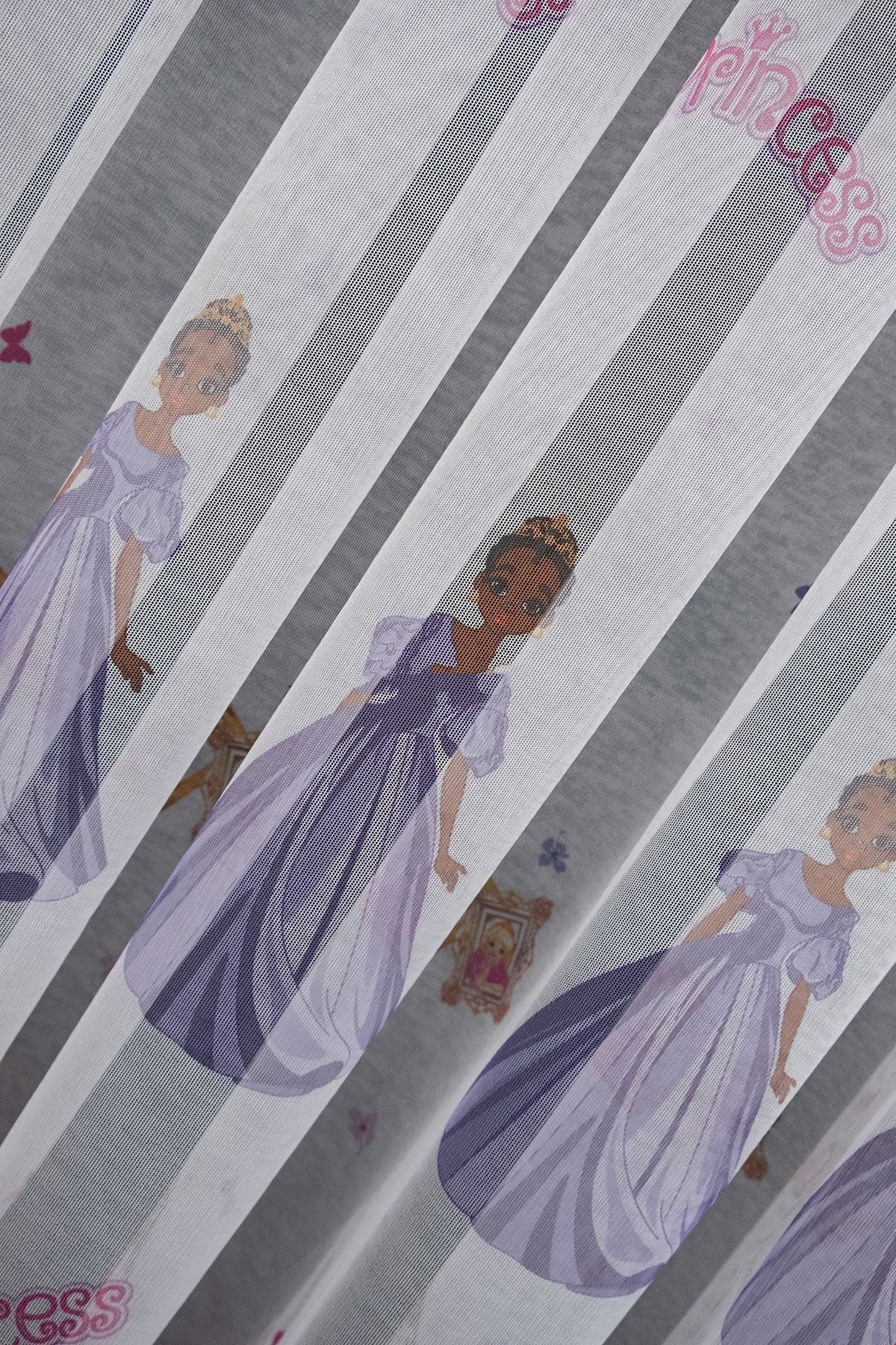 Brillant Prenses Desenli Model Renkli Kız Çocuk Odası Seyrek Pileli Ütü Istemez Tül Perde fotoğrafı 3 (önizleme)
