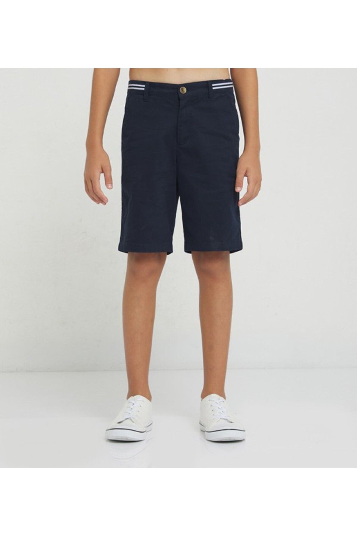 complete the look image
