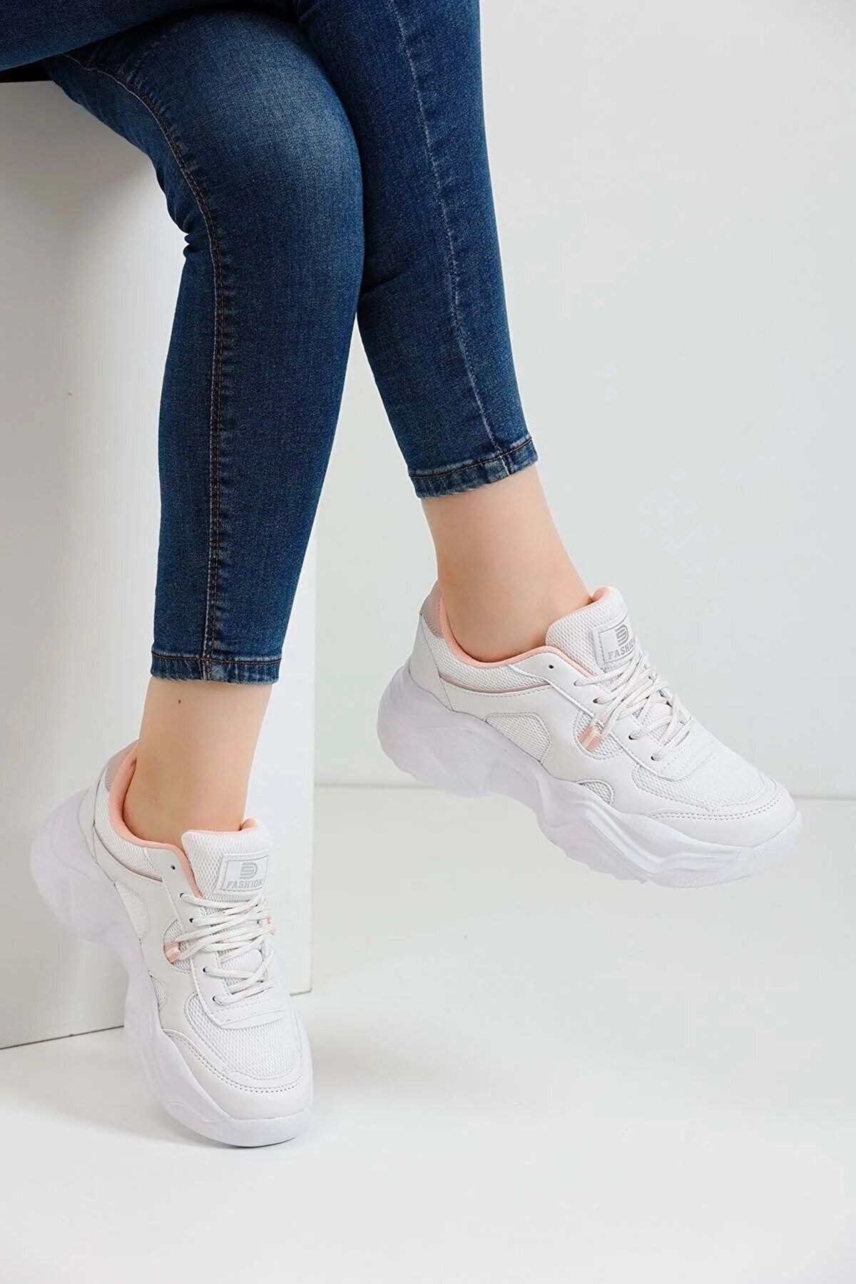 Günlük Bağcıklı Yüksek Taban Kadın Beyaz / Pembe Sneaker