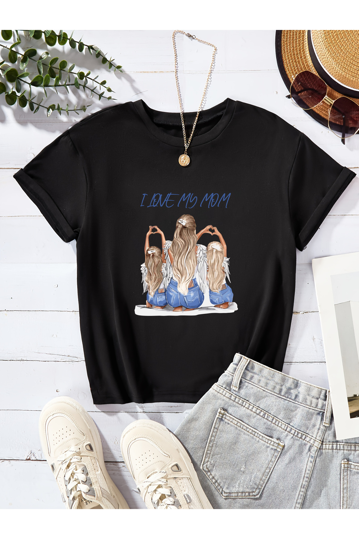 I love My Mom Printed Crew Neck Premium T-Shirt for Girls