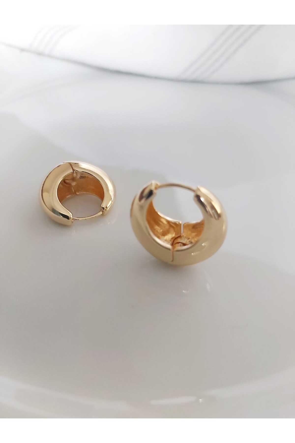 DEVİ fashion-Gold Hoop Curved Earrings 3
