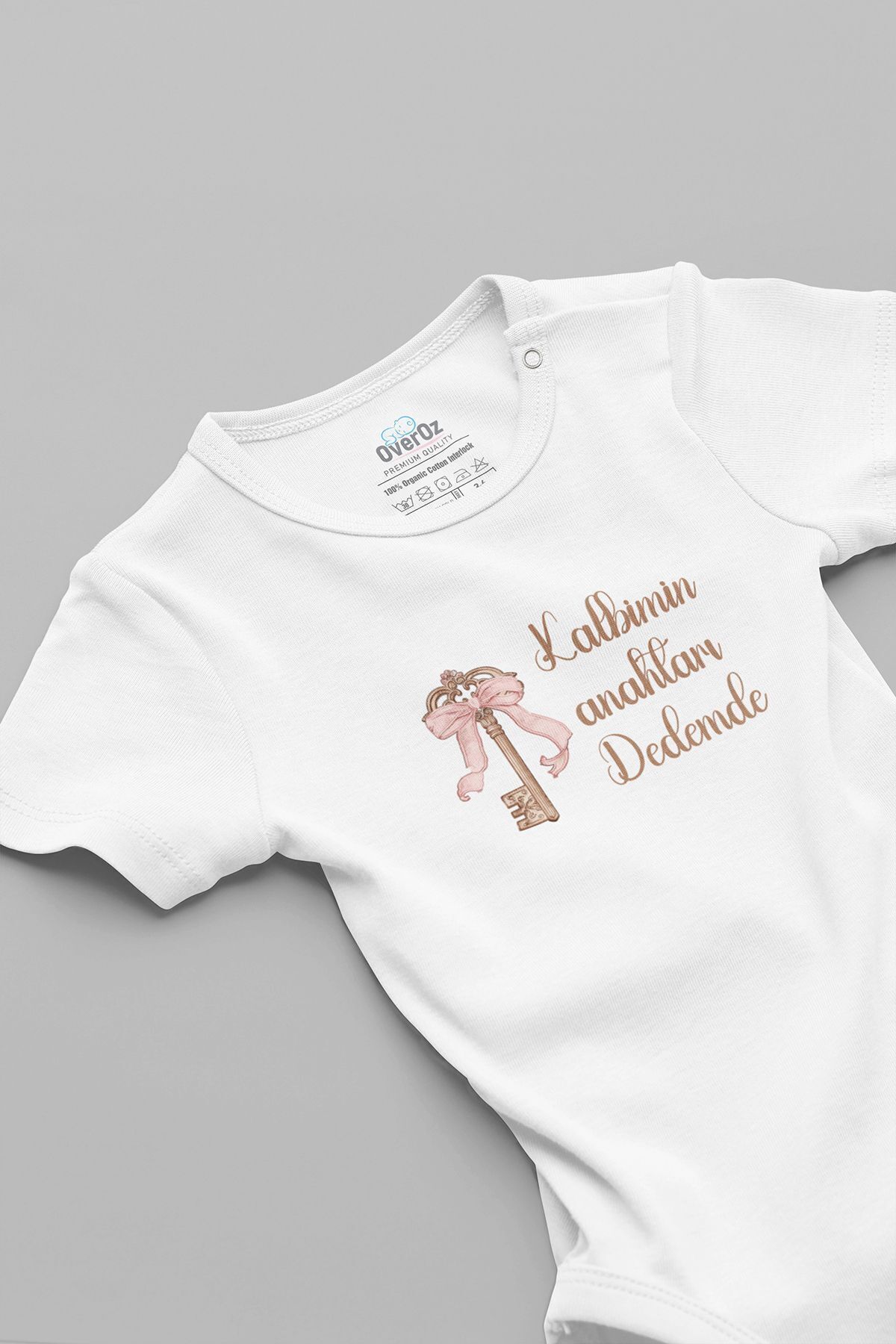  بادی نوزادی طرح‌دار ۱۰۰٪ پنبه ارگانیک، پدربزرگم کلید قلب مرا در دست دارد، بادی سفید دکمه‌دار ۵۸۲۰