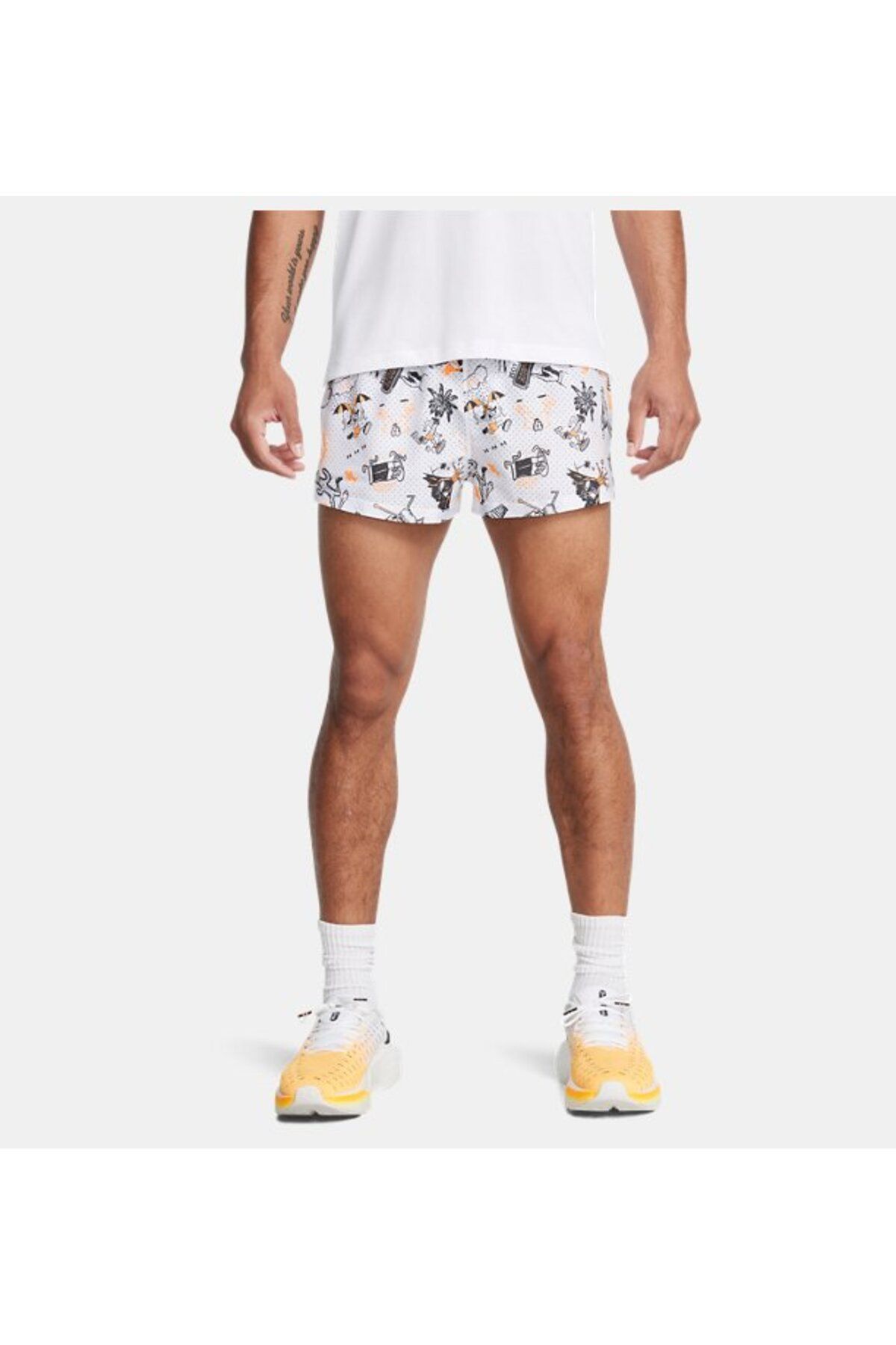 شورت ورزشی سفید مردانه UA ما 2 '' 'کوتاه 1383415 100 رانینگ می کنیم Under Armour