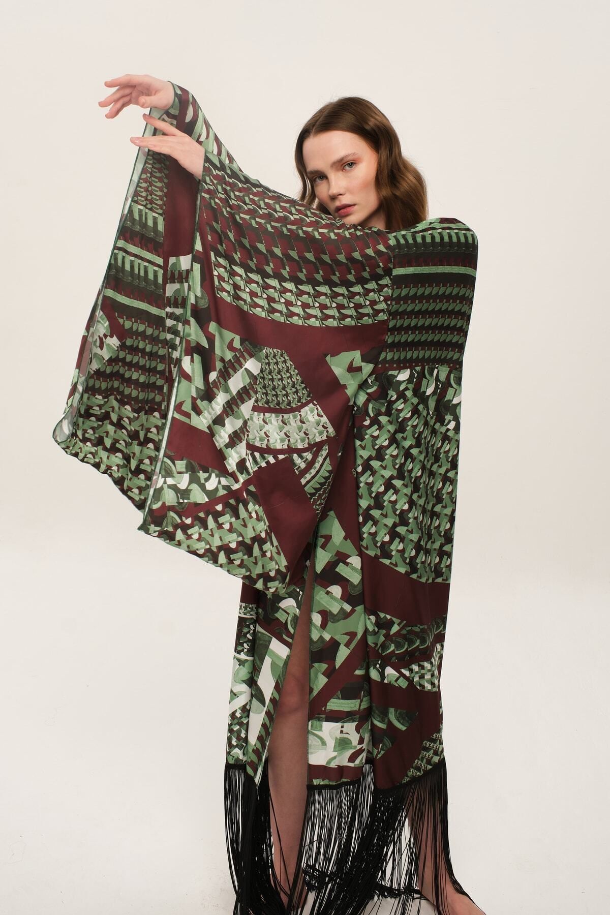 Eda Taşpınar-Meat Iconic Design Babylon Tasseled Kaftan 3