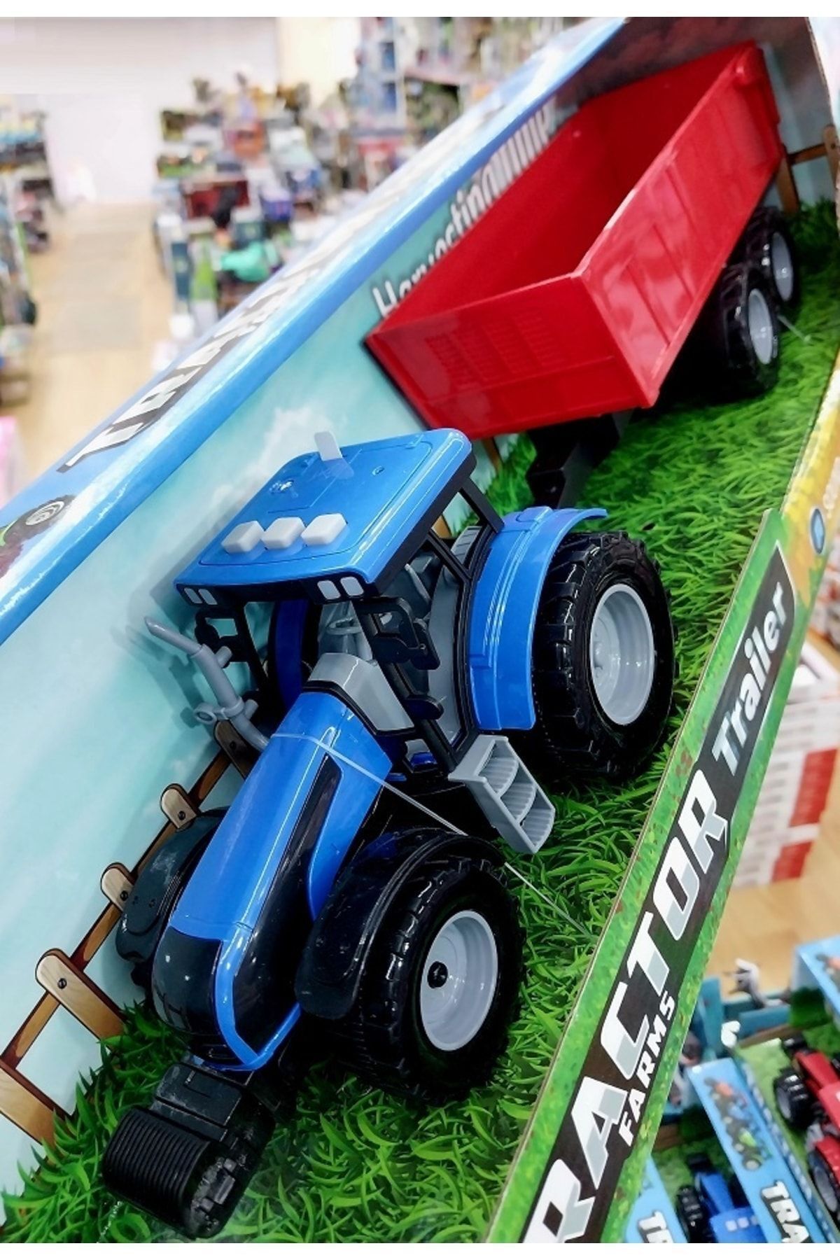 Traktör 3 Farklı Işıklı Ses Efektli Çiftlik Araçları Büyük Boy Oyuncak Açılır Römork Ve Motor Kaputu