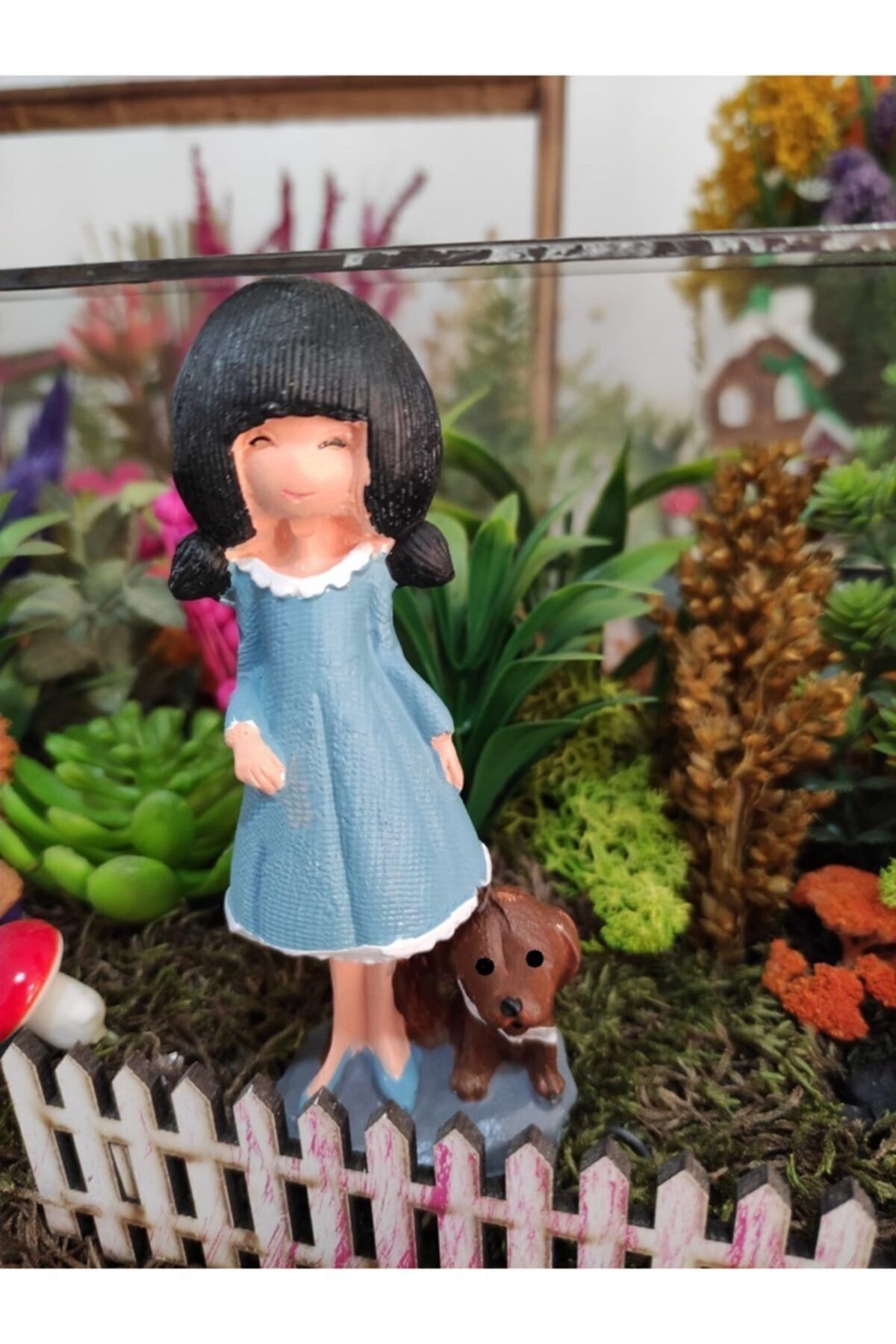 Köpekli Kız Teraryum Minyatür Obje Teraryum Diorama Malzemeleri Objeleri
