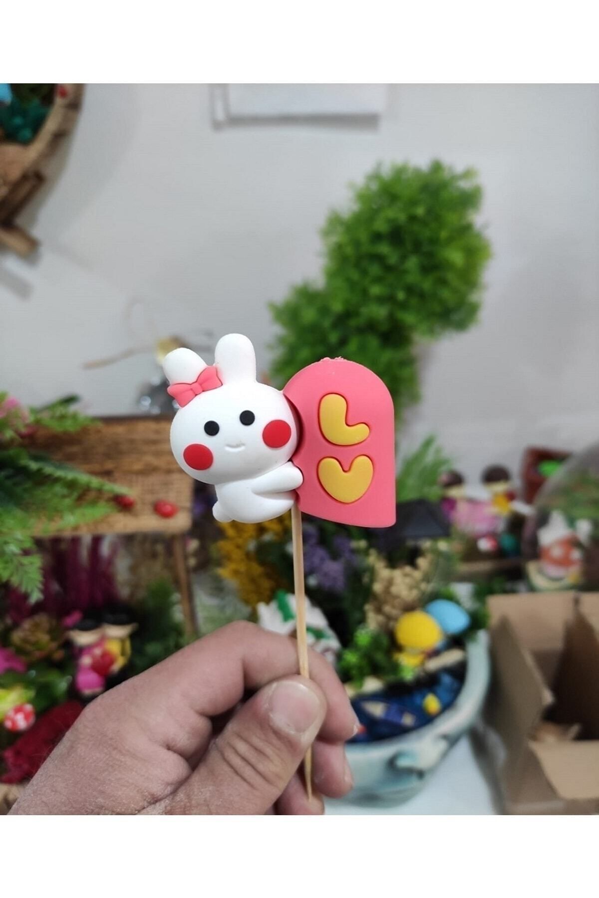 Sevimli Tavşan Minyatür Figür Karakter Oyuncak Ev Eşyaları Evcilik Küçük Minik Oyuncaklar