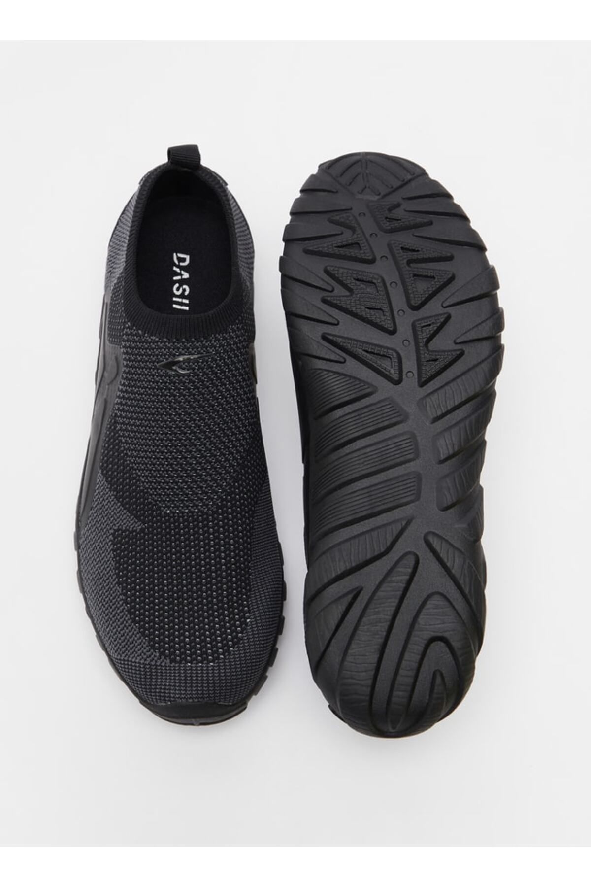 Dash-Textured Slip-On Walking Shoes with Cushioning 5