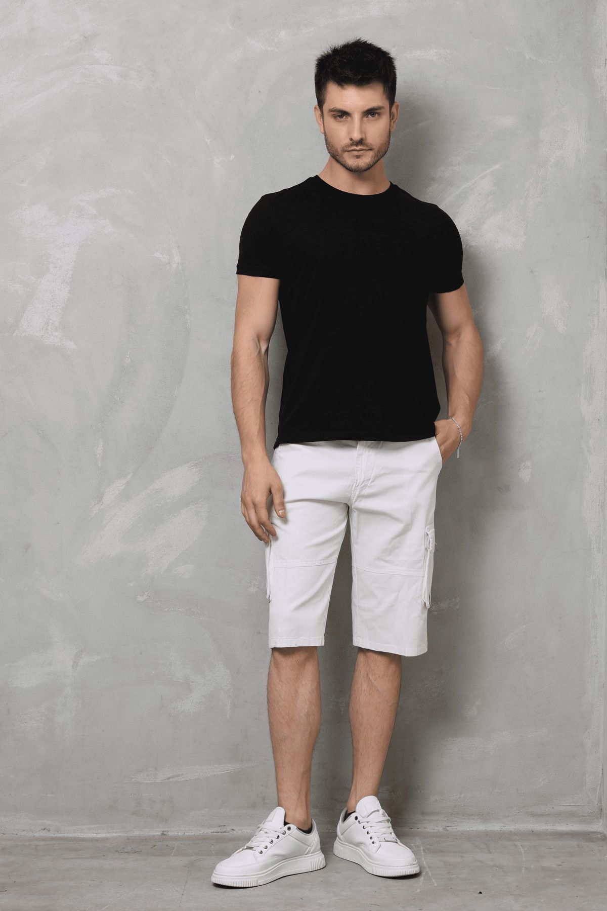 Erkek Slim Fit Kargo Cep Kapri Şort Beyaz