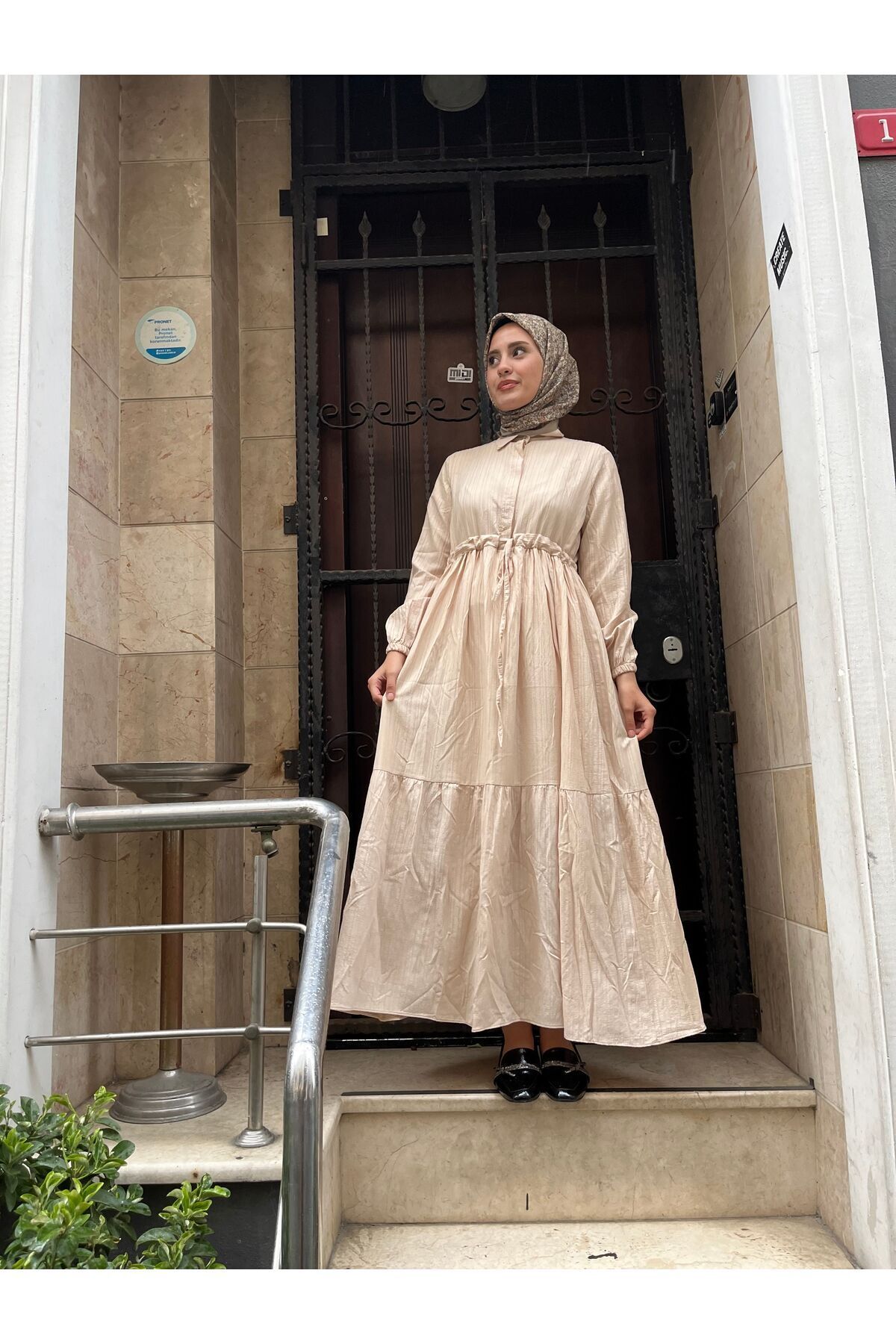 Beli Tünelli Düğmeli Elbise WRG1452