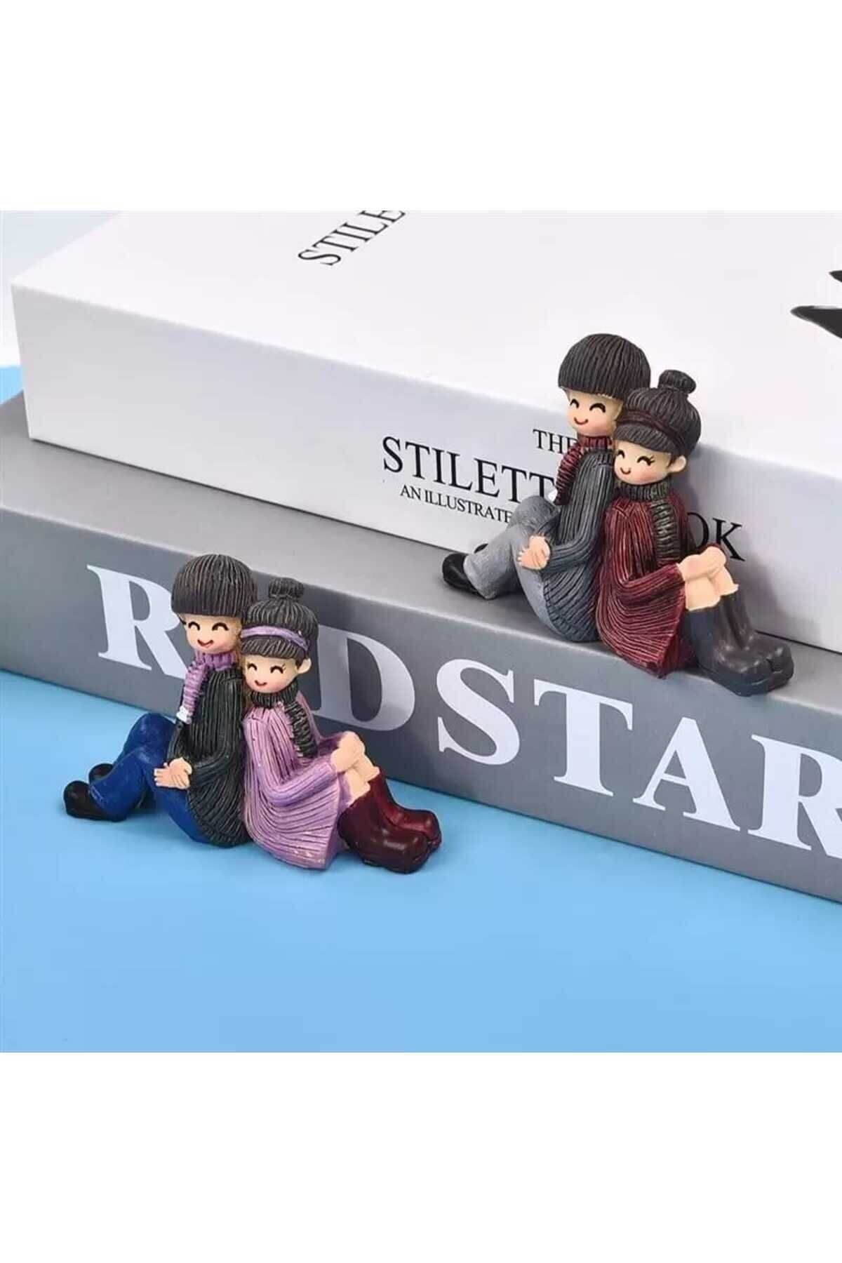 2'li Sırt Sırta Veren Sevgililer Minyatür Figür Karakter Oyuncak Ev Eşyaları Evcilik Küçük Minik Oyuncaklar