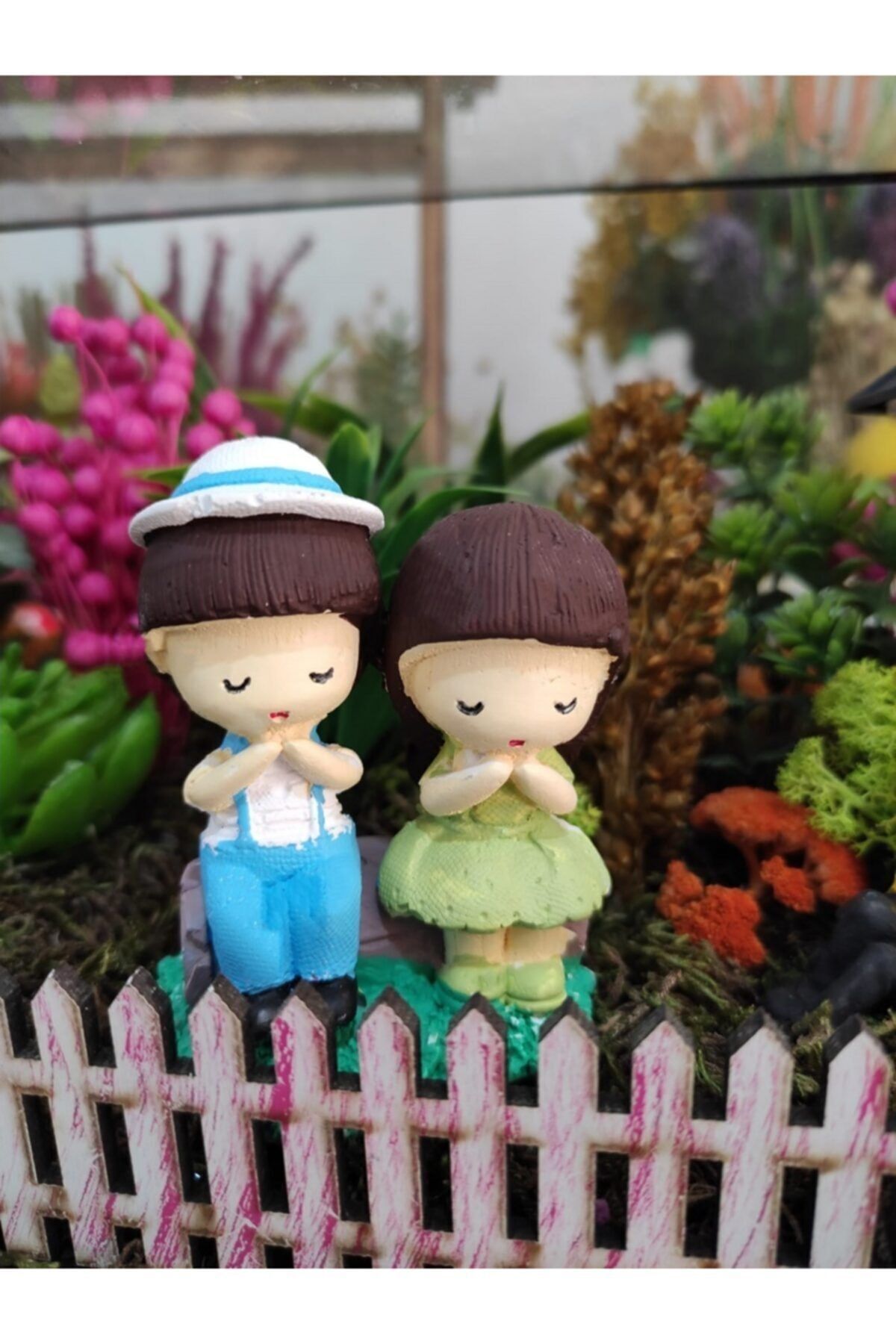 Şapkalı Sevgililer Teraryum Minyatür Obje Teraryum Diorama Malzemeleri Teraryum Objeleri