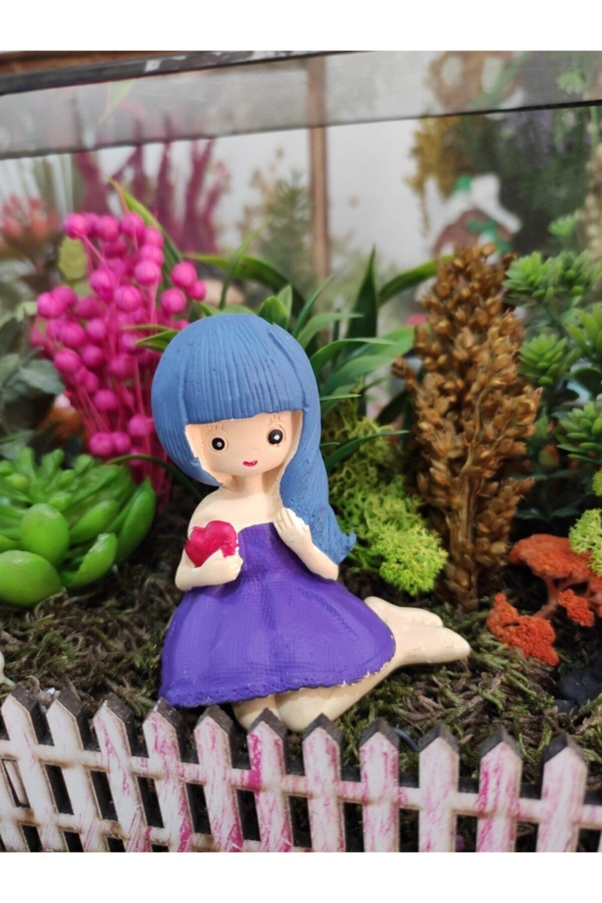 Kalpli Kız Teraryum Minyatür Obje Teraryum Diorama Malzemeleri Teraryum Objeleri