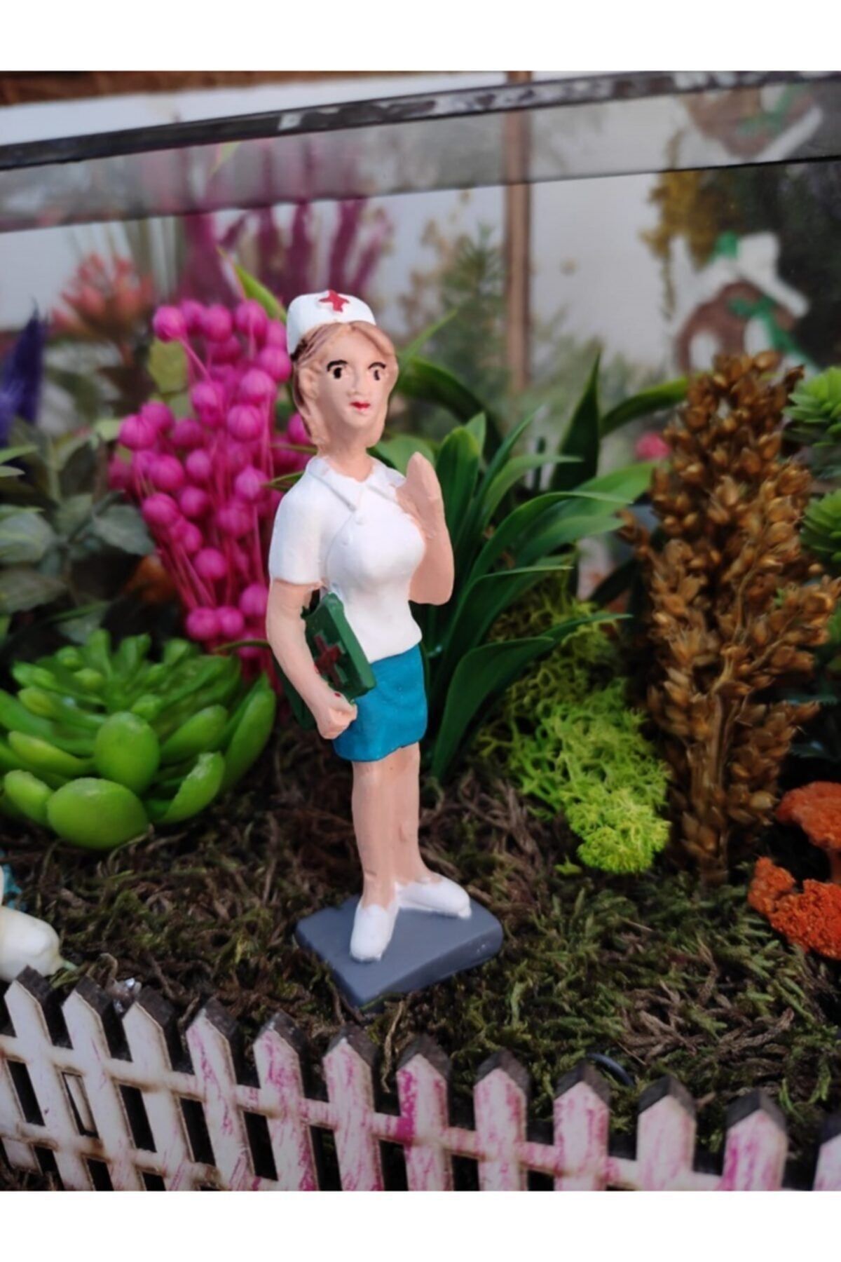 Hemşire Teraryum Minyatür Obje Teraryum Diorama Malzemeleri Teraryum Objeleri