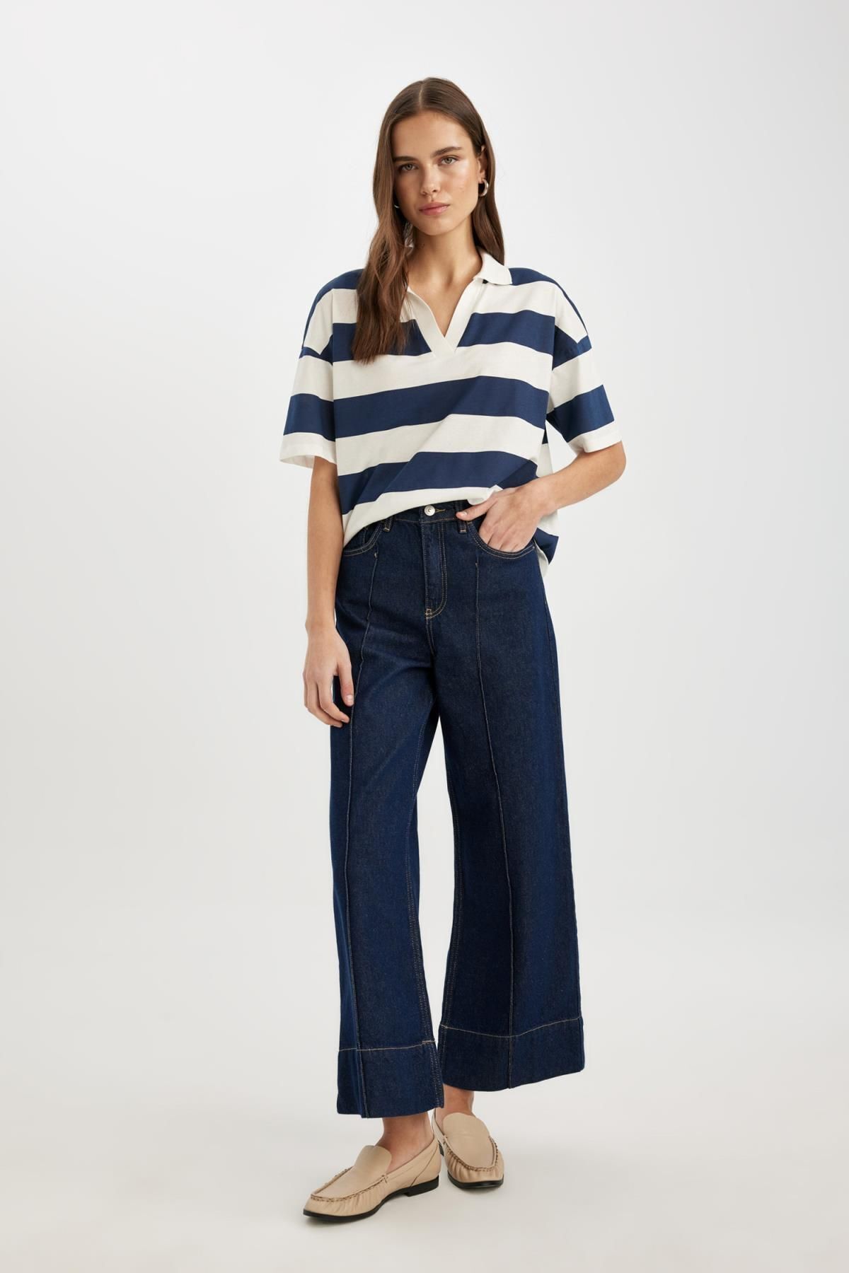 DeFacto Coool Pantaloncini Relax Fit Donna In Gomma - Con Tasche, Estivi E Comodi, Mini Taglia