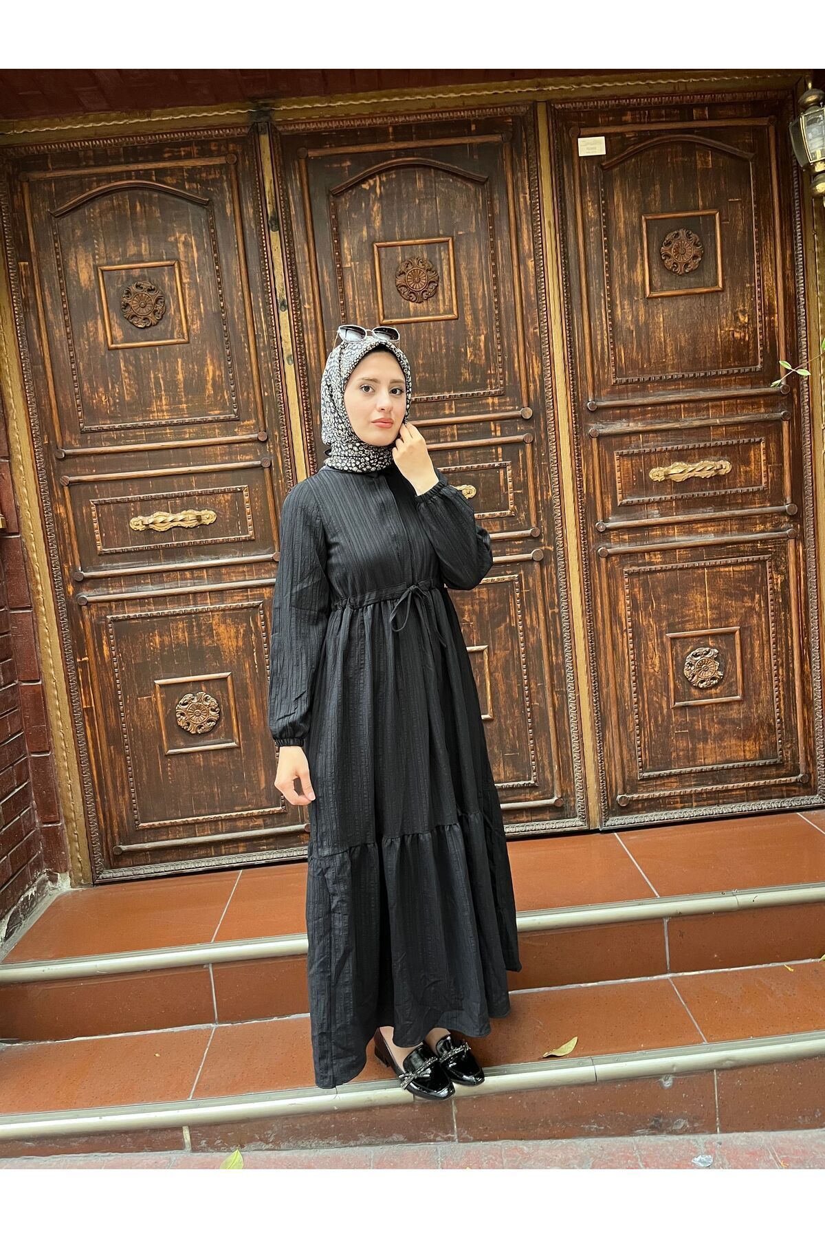 Beli Tünelli Düğmeli Elbise