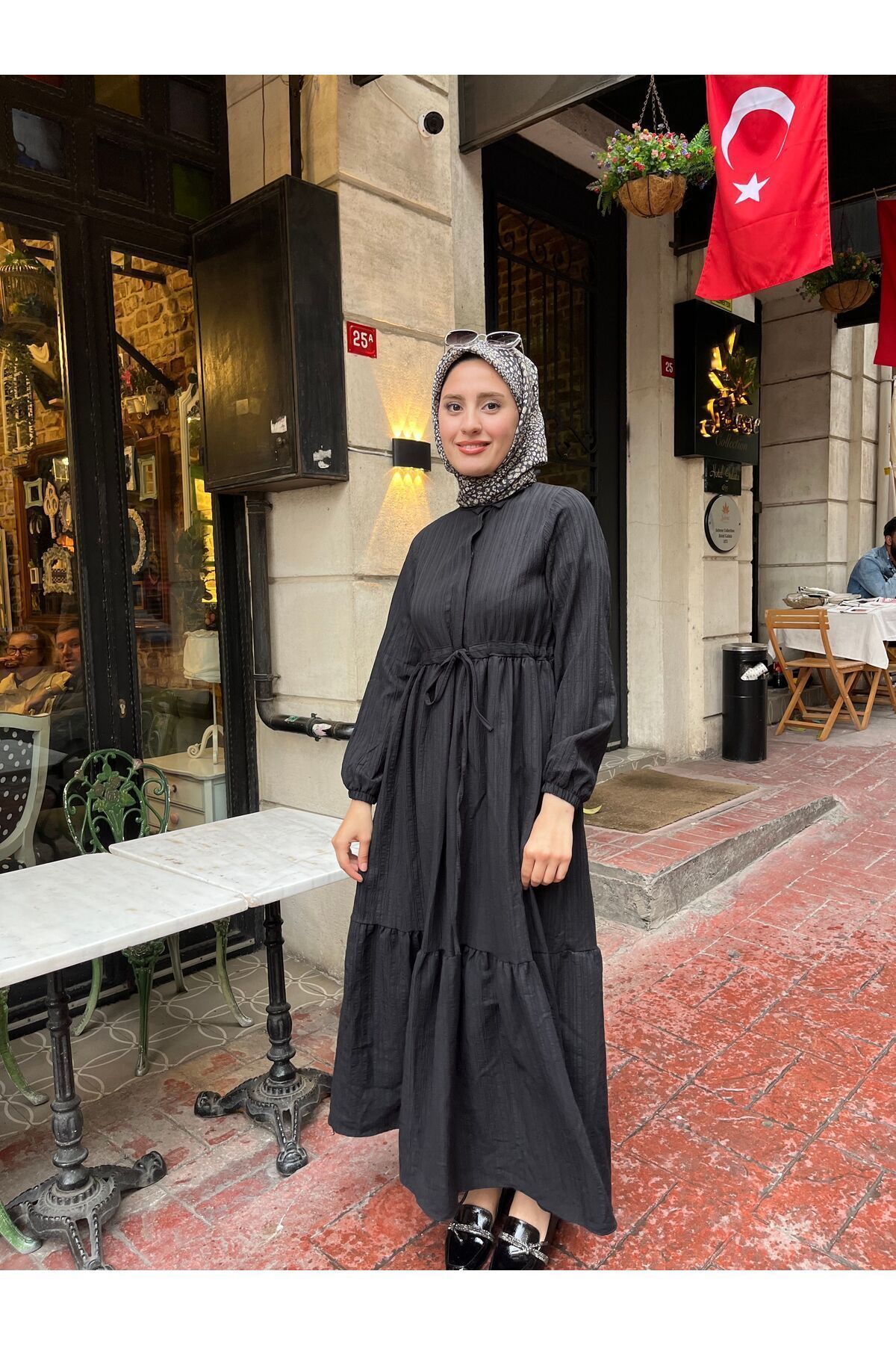 Beli Tünelli Düğmeli Elbise