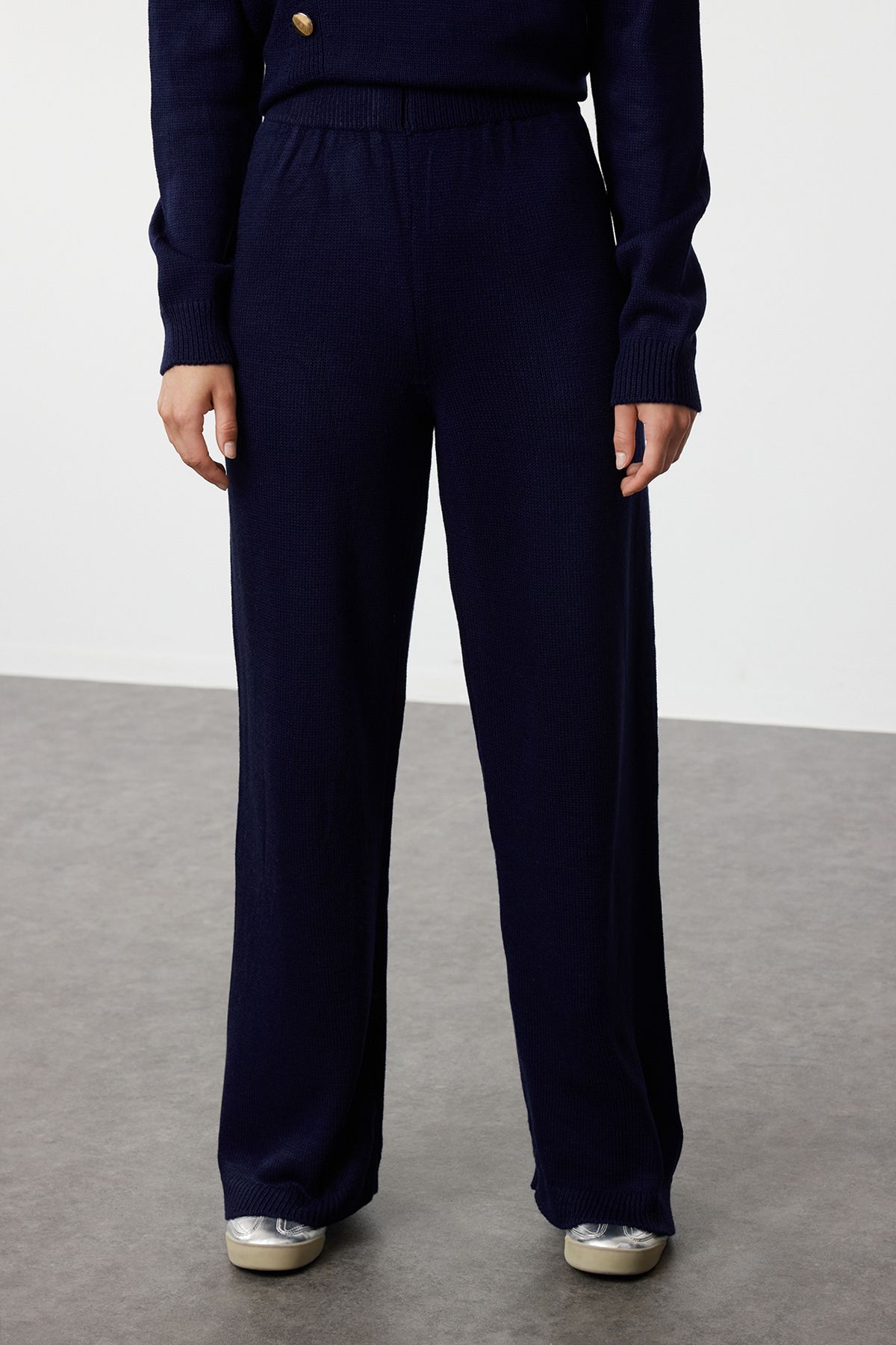 Trendyol Modest-Granatowy zestaw swetrów i spodni z dzianiny - szczegółowo zapinany na guziki TCTAW25US00017 3