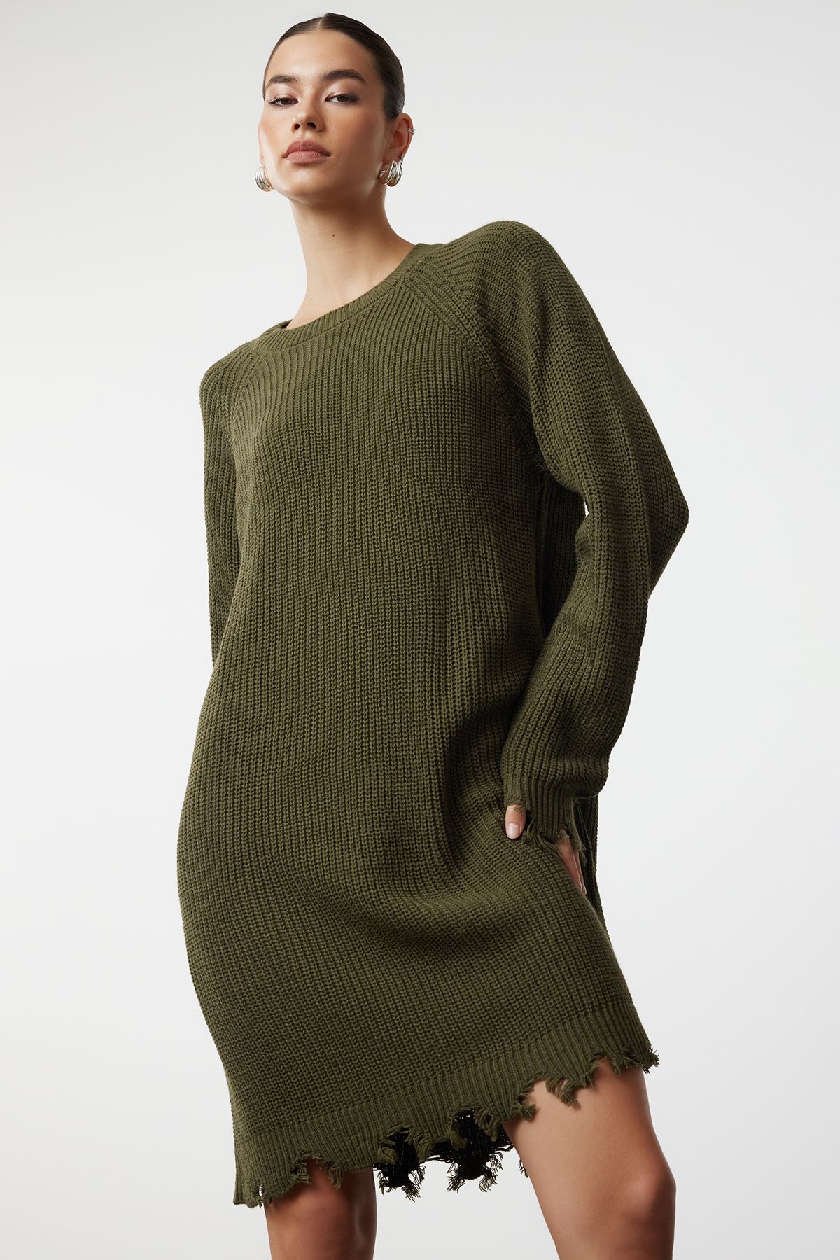 Trendyol Collection Khaki Mini Dzianinowa Szeroka Wzorzysta Prosta Sukienka Z Detalem Drapowania Kobieta - L