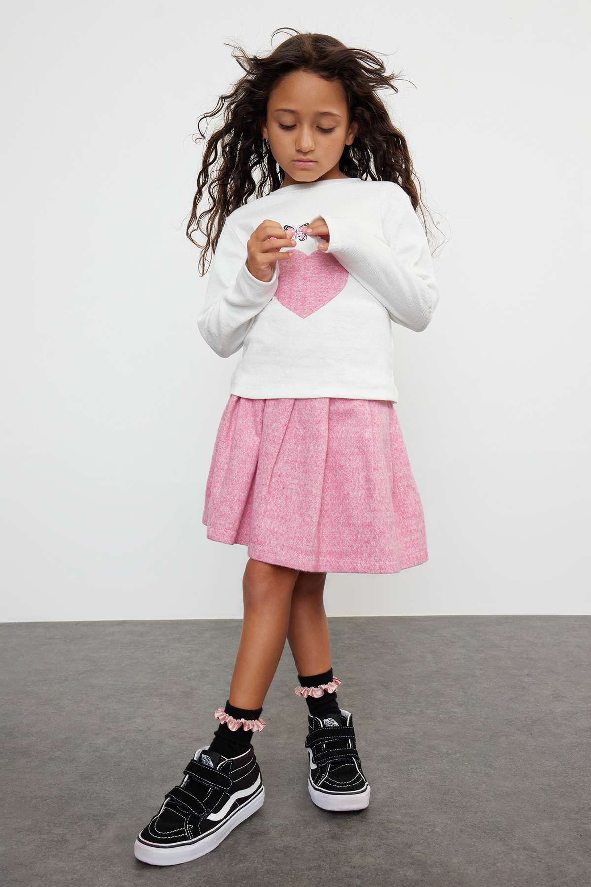 TRENDYOLKIDS Ecru Girl's Heart Patterned Sweatshirt Mini Skirt Set Knitted Top and Bottom Set Tkdaw25Au00024