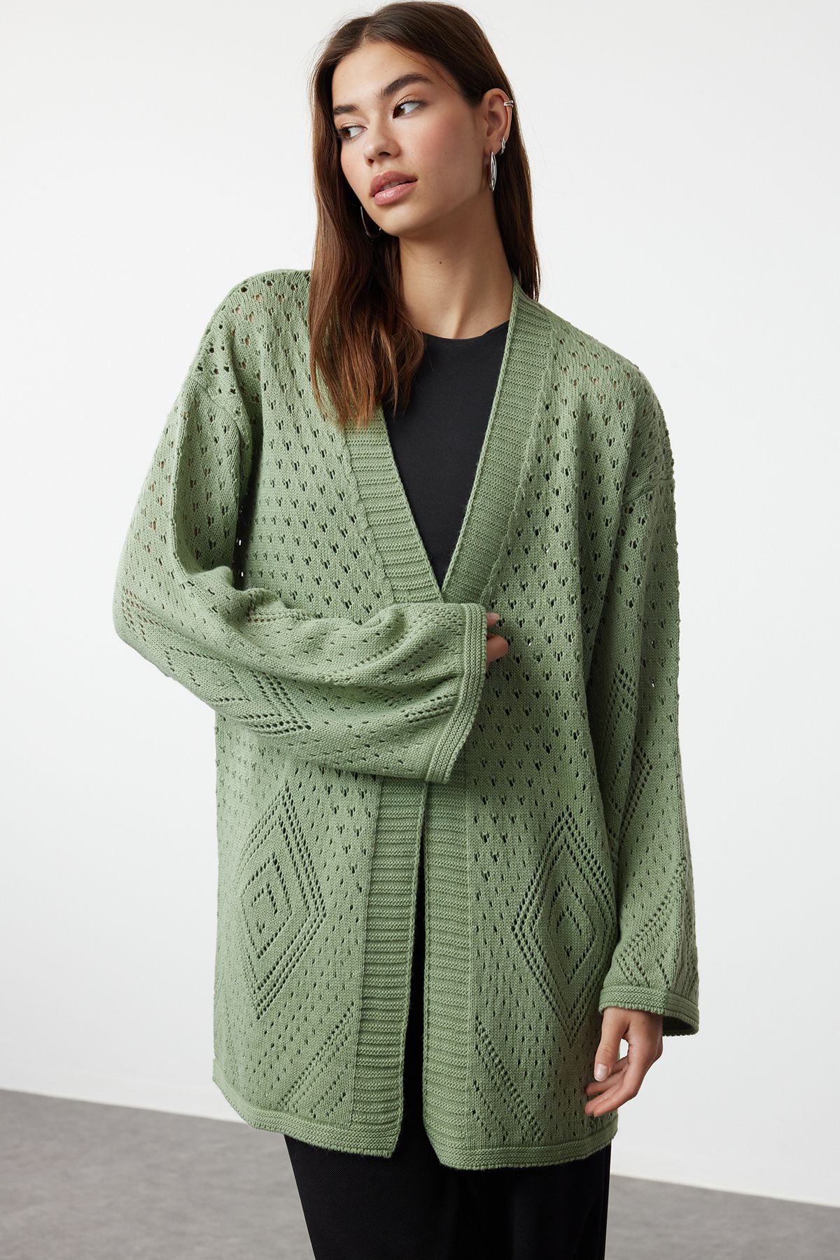 Trendyol Collection-Mintfarbener, durchbrochener/durchbrochener Midi-Strickjacke mit breiter Passform – TWOAW24HI00331 2